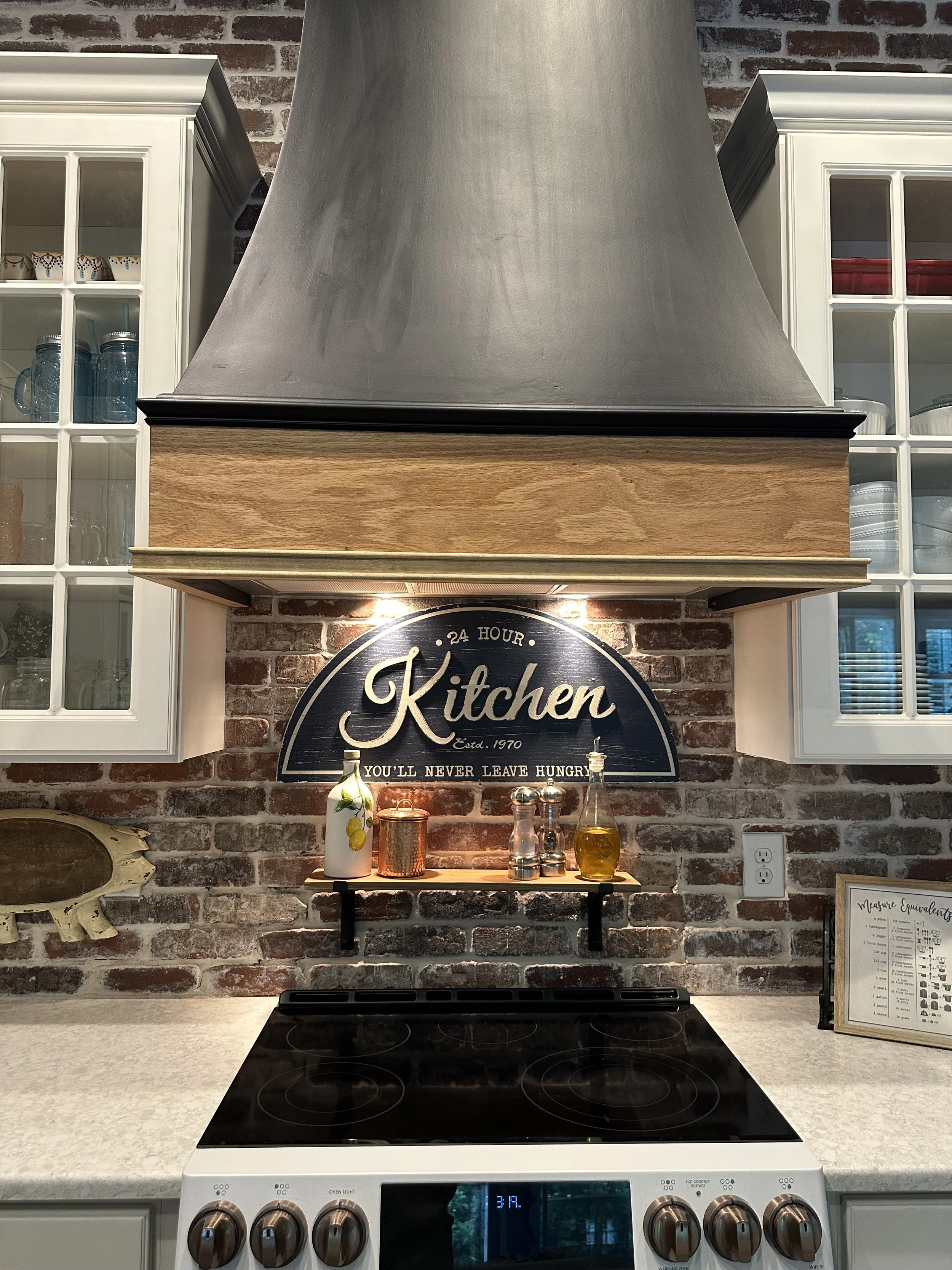 Custom Kitchen Tampa - Custom Range Hood Tampa
