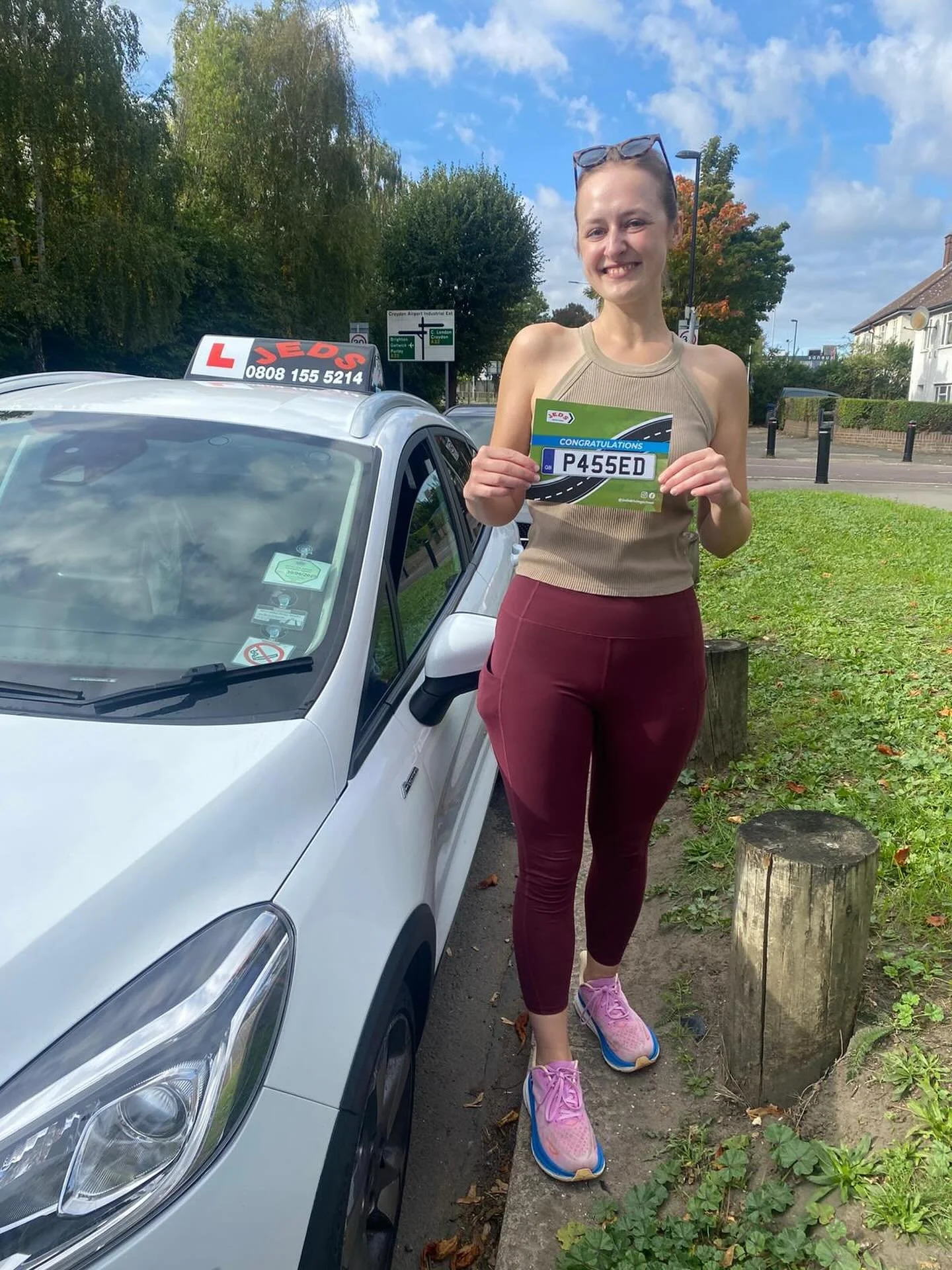 Julia passed First time with only 2 driving faults at Mitcham test centre, with Anna!🥇

Well done and all the best for your future on the roads!🚗📚

#firsttimepass #driverslicense #drivingschool #drivinglessons #drivinginstructor #jeds #jedsdriving