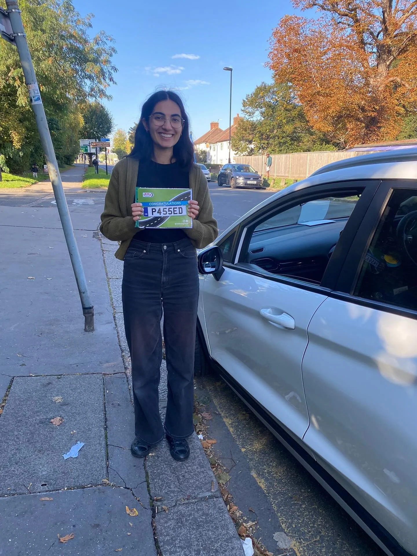 Keirit passed 1st time with Anna at Mitcham test centre!🥇

Well done and all the best for your future on the roads!🚗📚

#firsttimepass #driverslicense #drivinginstructor #drivinglessons #drivingschool #jeds #jedsdrivingschool