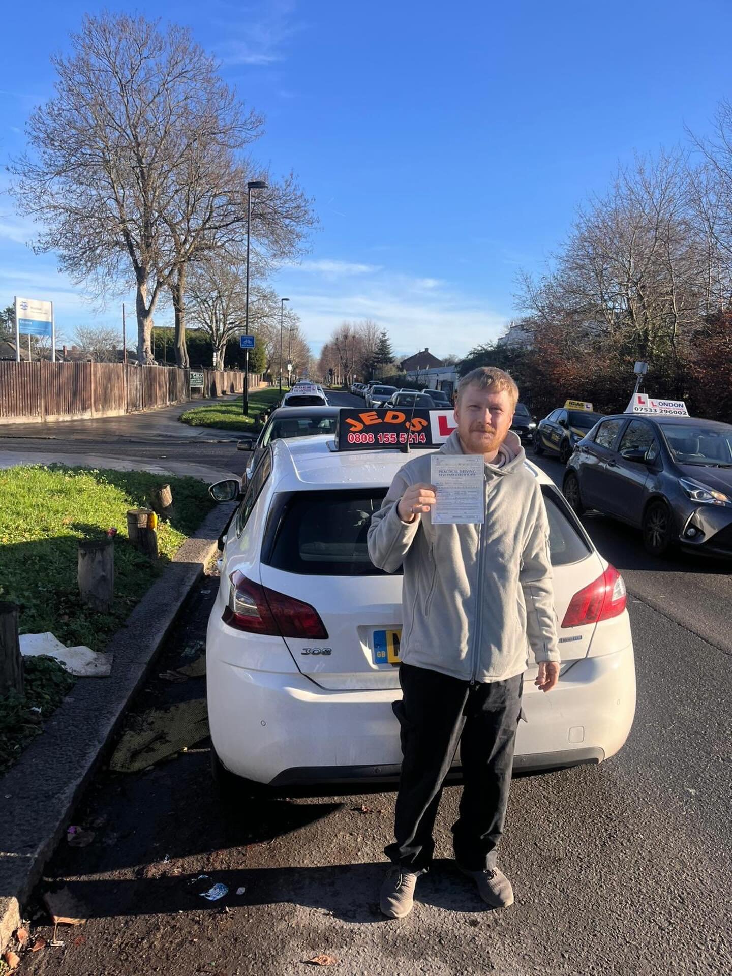 Brett passed at Mitcham, with Yiannis!🥳

Well done and all the best for your future on the roads!🚗📚

#passed #driverslicense #drivinglessons #drivingschool #drivingtest #drivinginstructor #mitcham #jeds #jedsdrivingschool