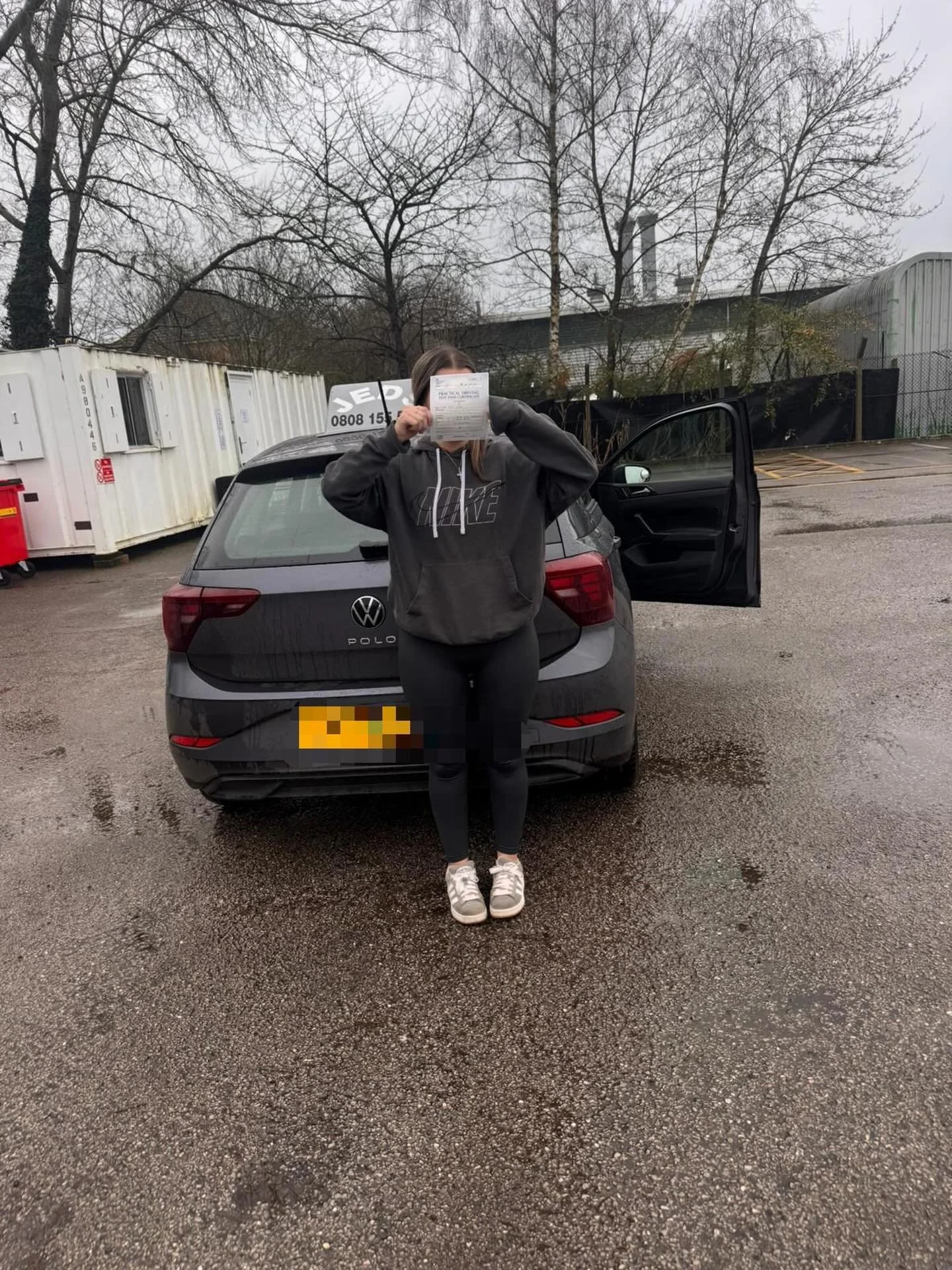 Lara passed at Guildford test centre with only two driving faults, with Bianca!🥳

Well done and all the best for your future on the roads!🚗📚

#passed #driverslicense #drivinglessons #drivingschool #jeds