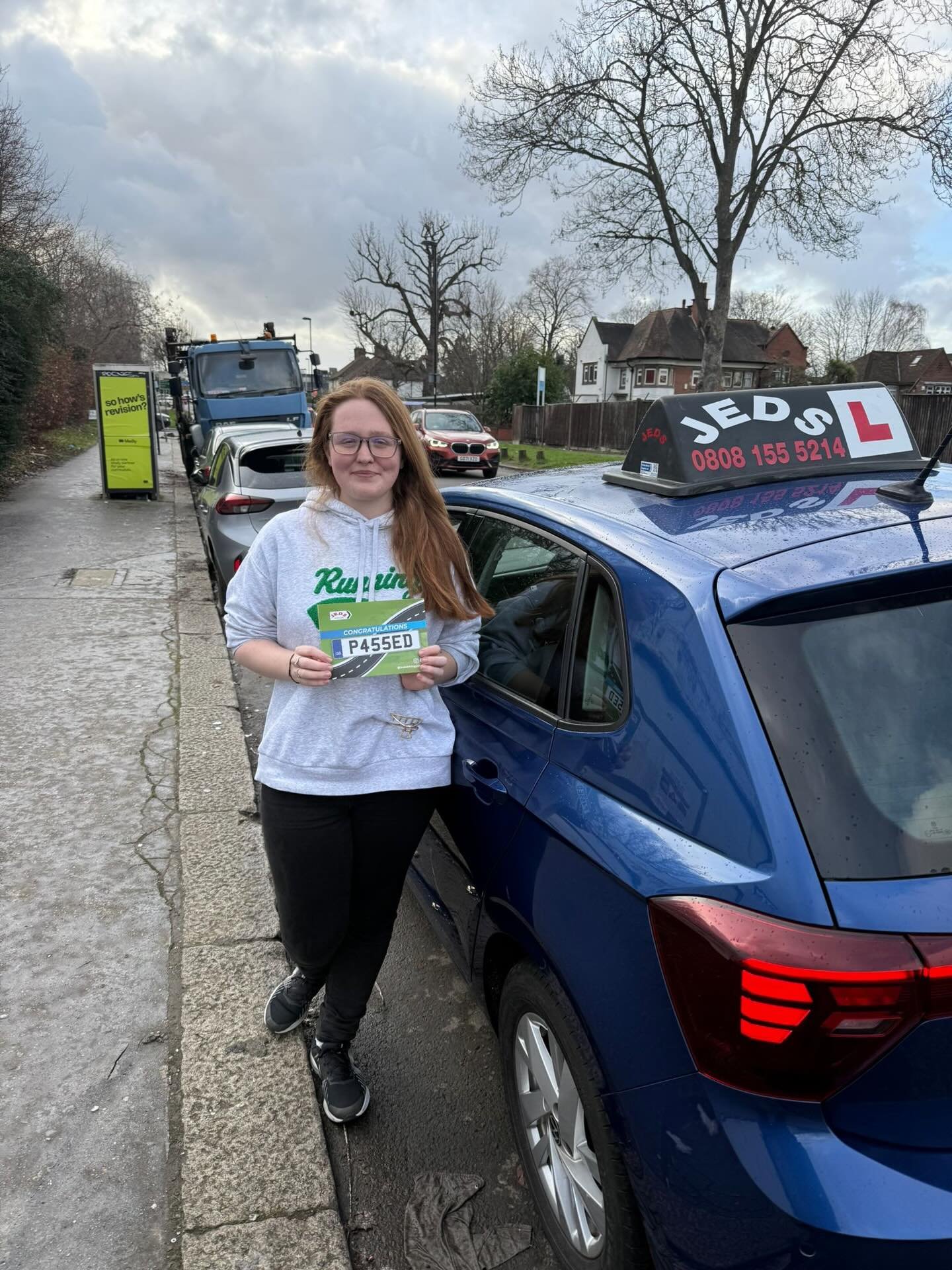 Louise passed at Mitcham test centre, with 1 minor fault with Mario!🥳

Well done and all the best for your future on the roads!🚗📚

#passed #driverslicense #drivinglessons #drivingschool #jeds