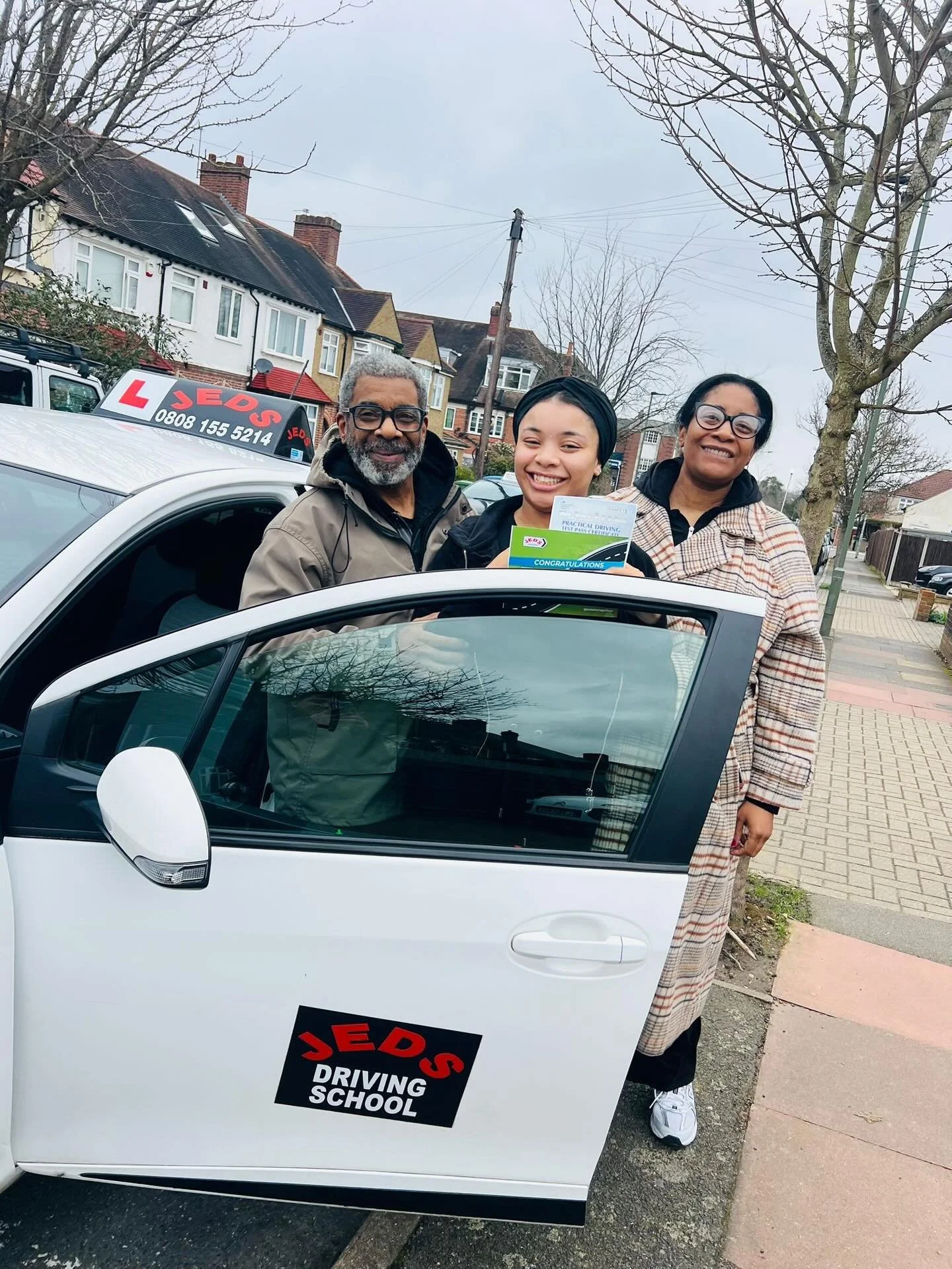 India passed at West Wickham, with Sardar/Safi!🥳

Well done and all the best for your future on the roads!🚗📚

#passed #driverslicense #drivinglessons #drivingschool #jeds