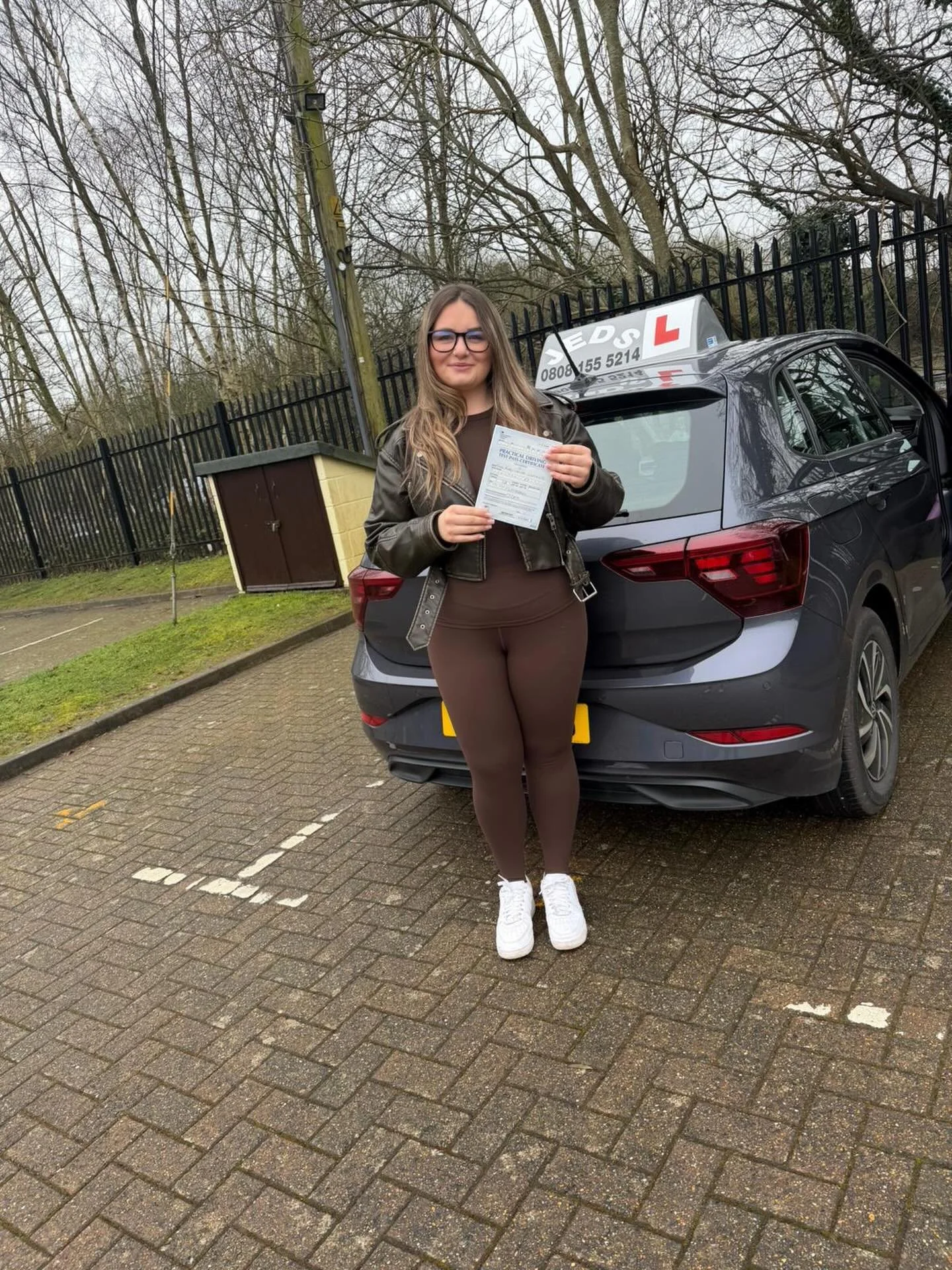 Ruby passed First time at Crawley, with Bianca!🥇

Well done and all the best for your future on the roads!🚗📚

#firsttimepass #driverslicense #drivinglessons #drivingschool #jeds
