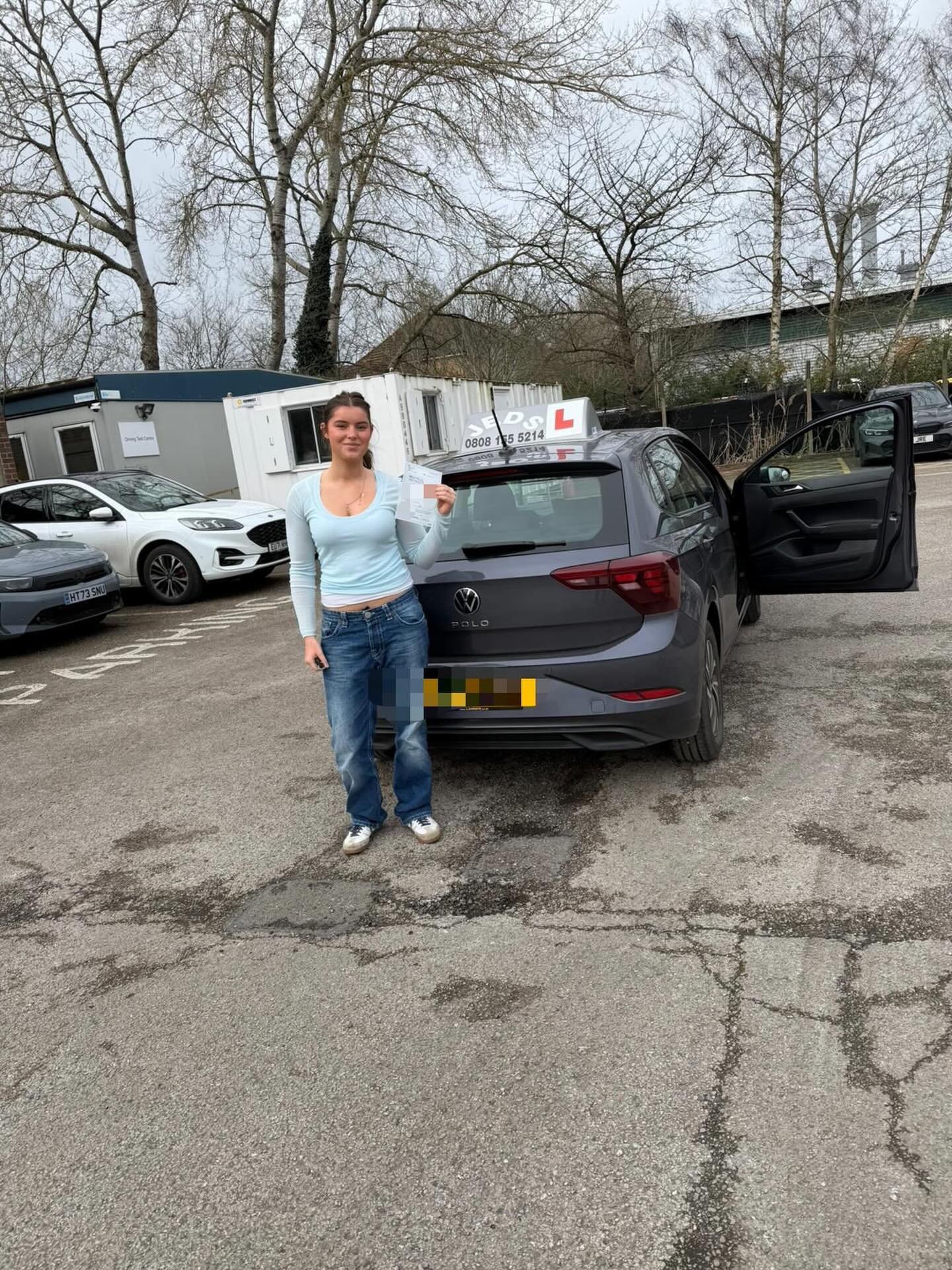 Pia passed at Guilford test centre, with Bianca!🥳

Well done and all the best for your future on the roads!🚗📚

#passed #driverslicense #drivinglessons #drivingtest #jeds