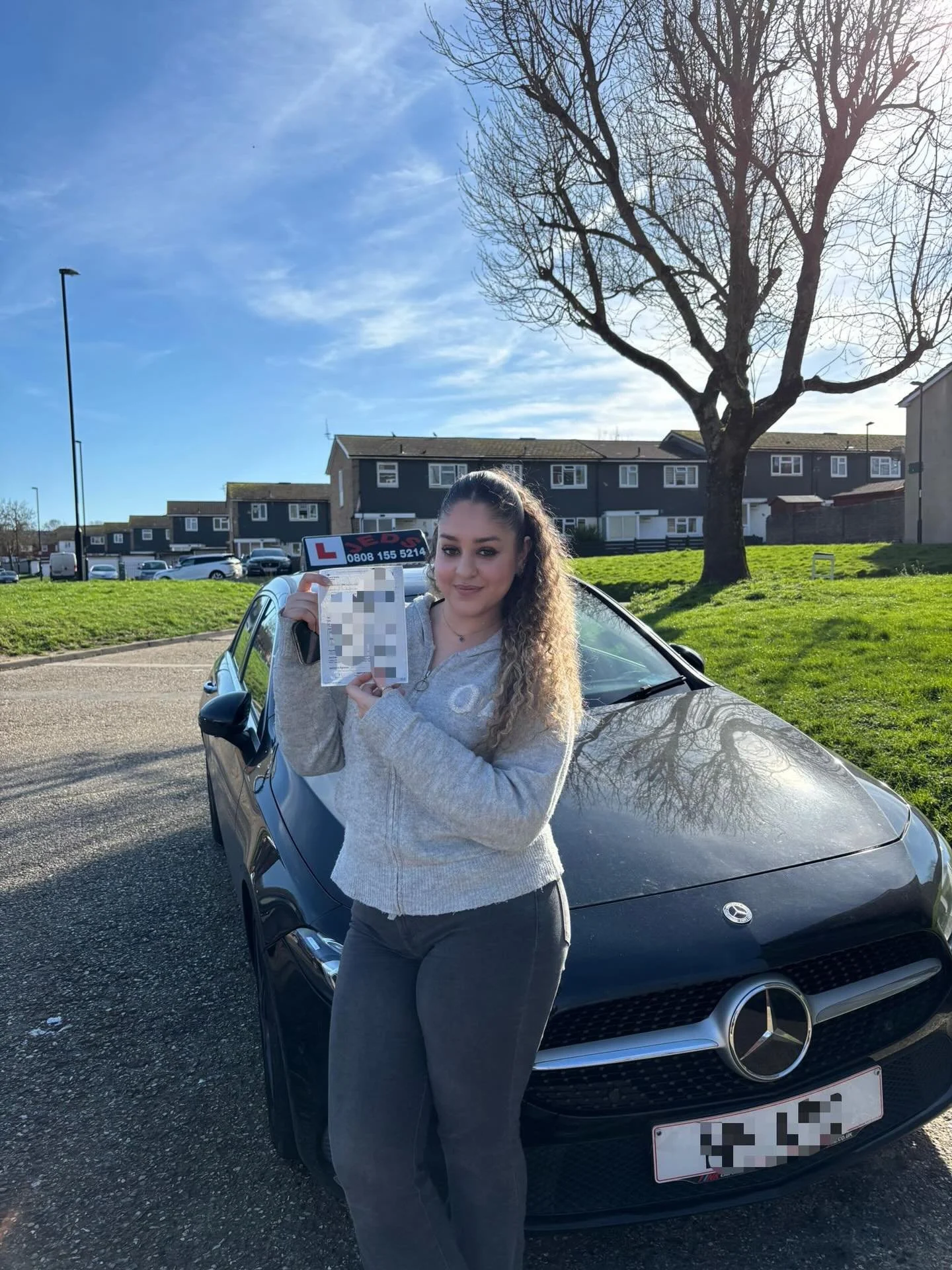 Helan passed at West Wickham with 1 driving fault, with Maz!🥳

Well done and all the best for your future on the roads!🚗📚

#passed #driverslicense #drivinglessons #drivingtest #jeds