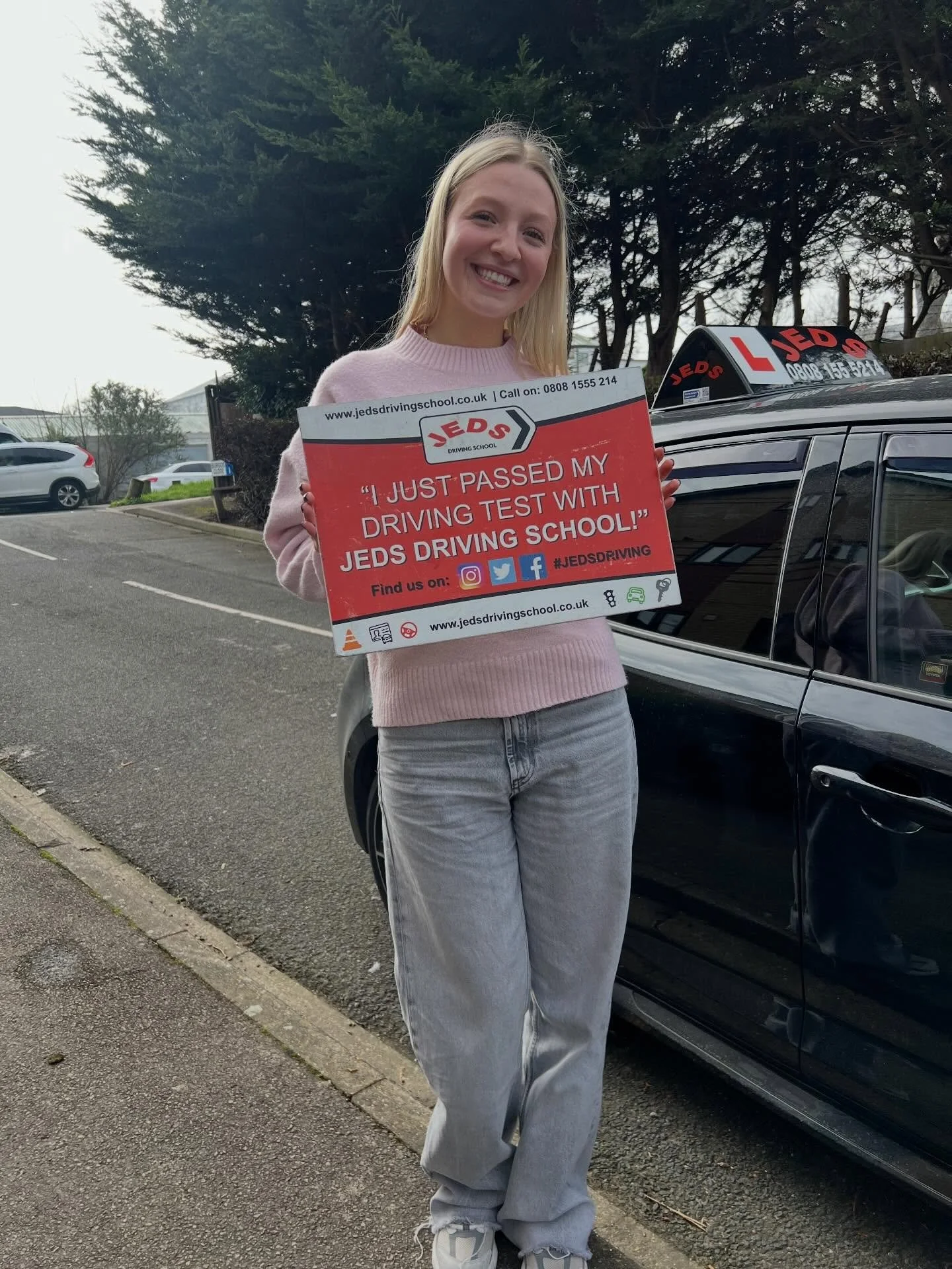 Ruby passed First time at Mitcham, with Shahin!🥇

Well done and all the best for your future on the roads!🚗📚

#firsttimepass #driverslicense #drivinglessons #drivingschool #jeds