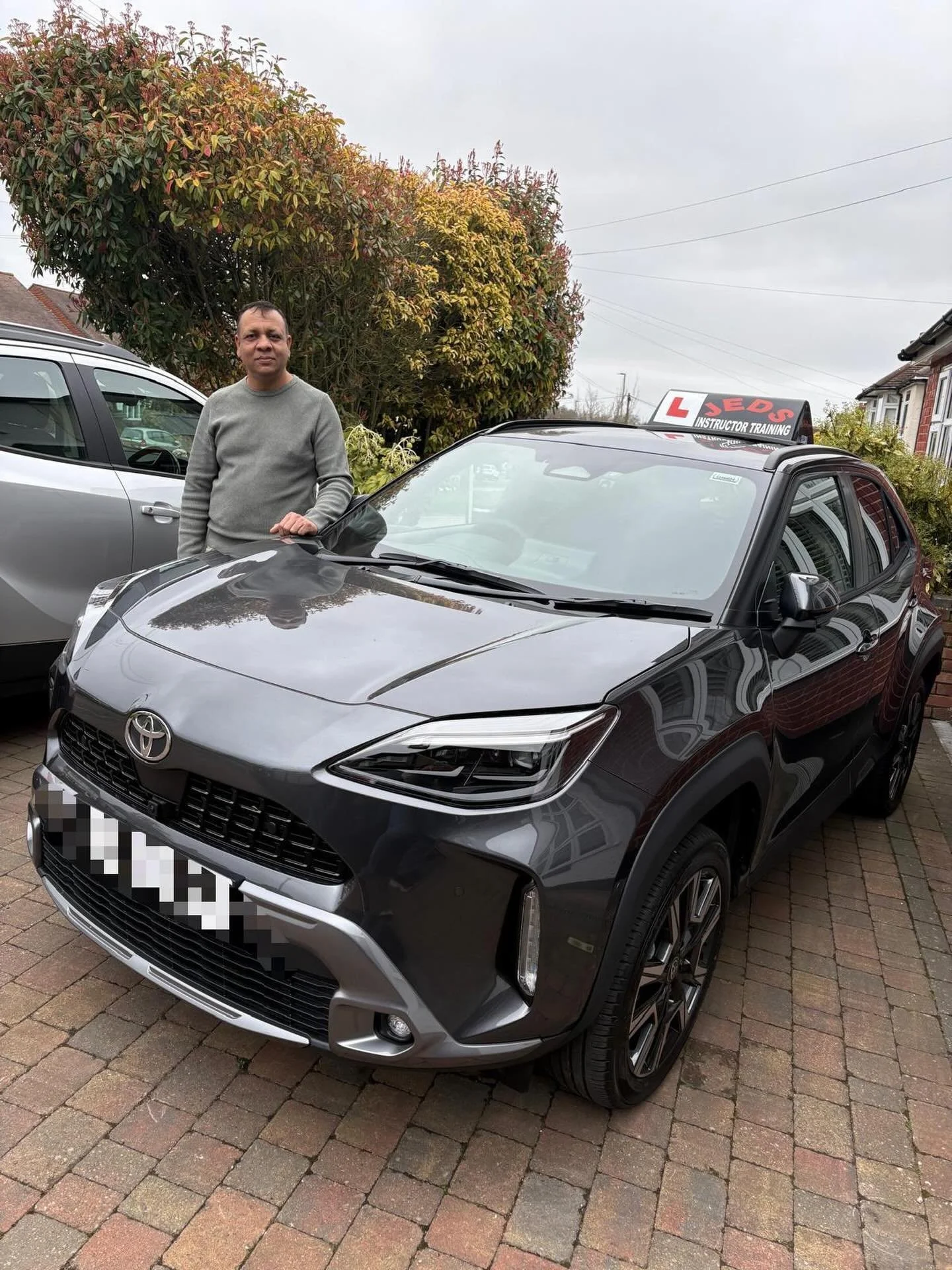 Afzal passed his ADI part 2 driving test with Elaine at Tolworth!🥇

Well done and all the best for your future on the roads!🚗📚

#drivinginstructor #driverslicense #drivingtest #drivinglessons #drivingschool