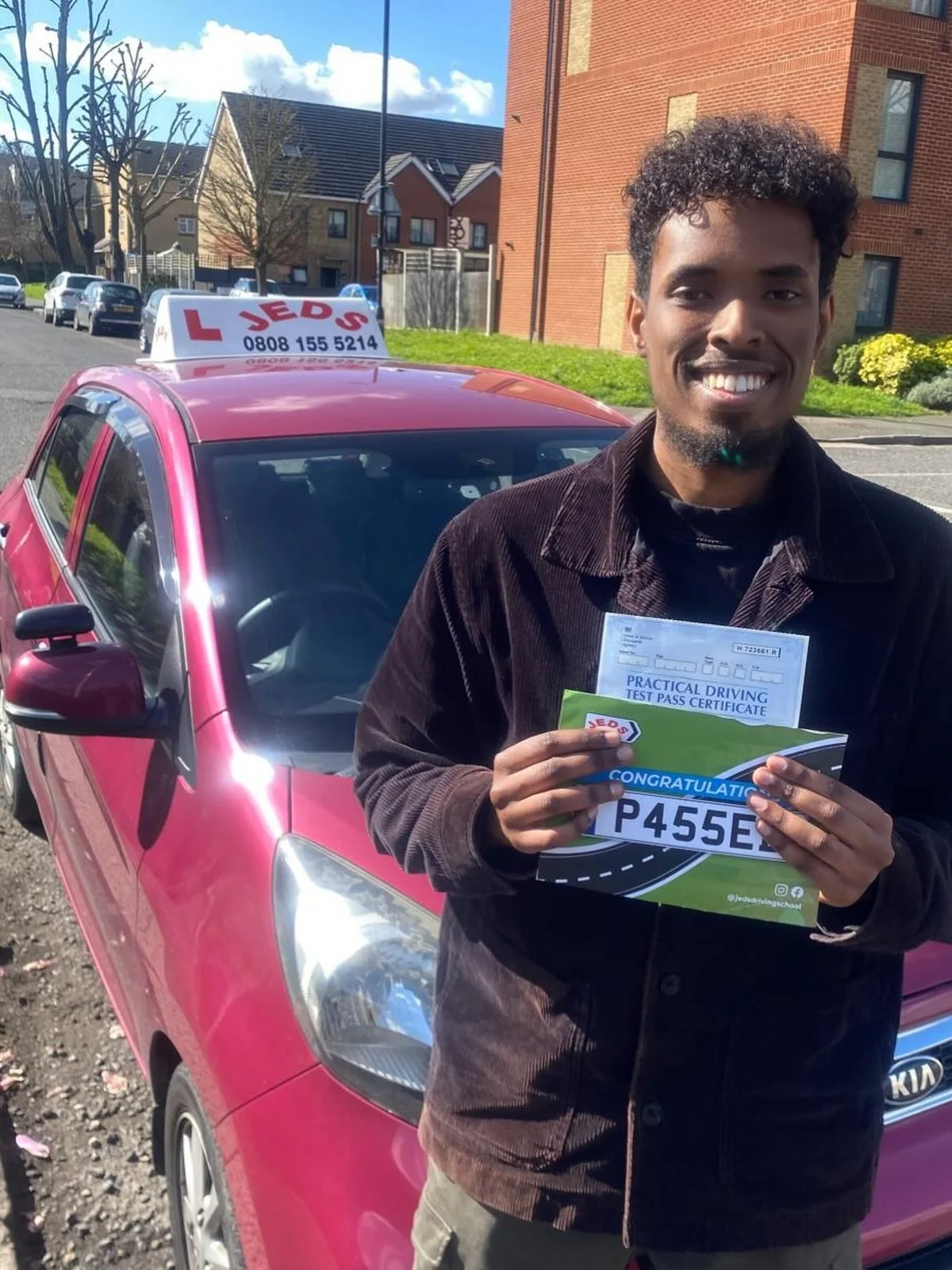 Aadil passed at West Wickham, with Vishal!🥳

Well done and all the best for your future on the roads!🚗📚

#passed #westwickham #jeds #driverslicense #drivingtest