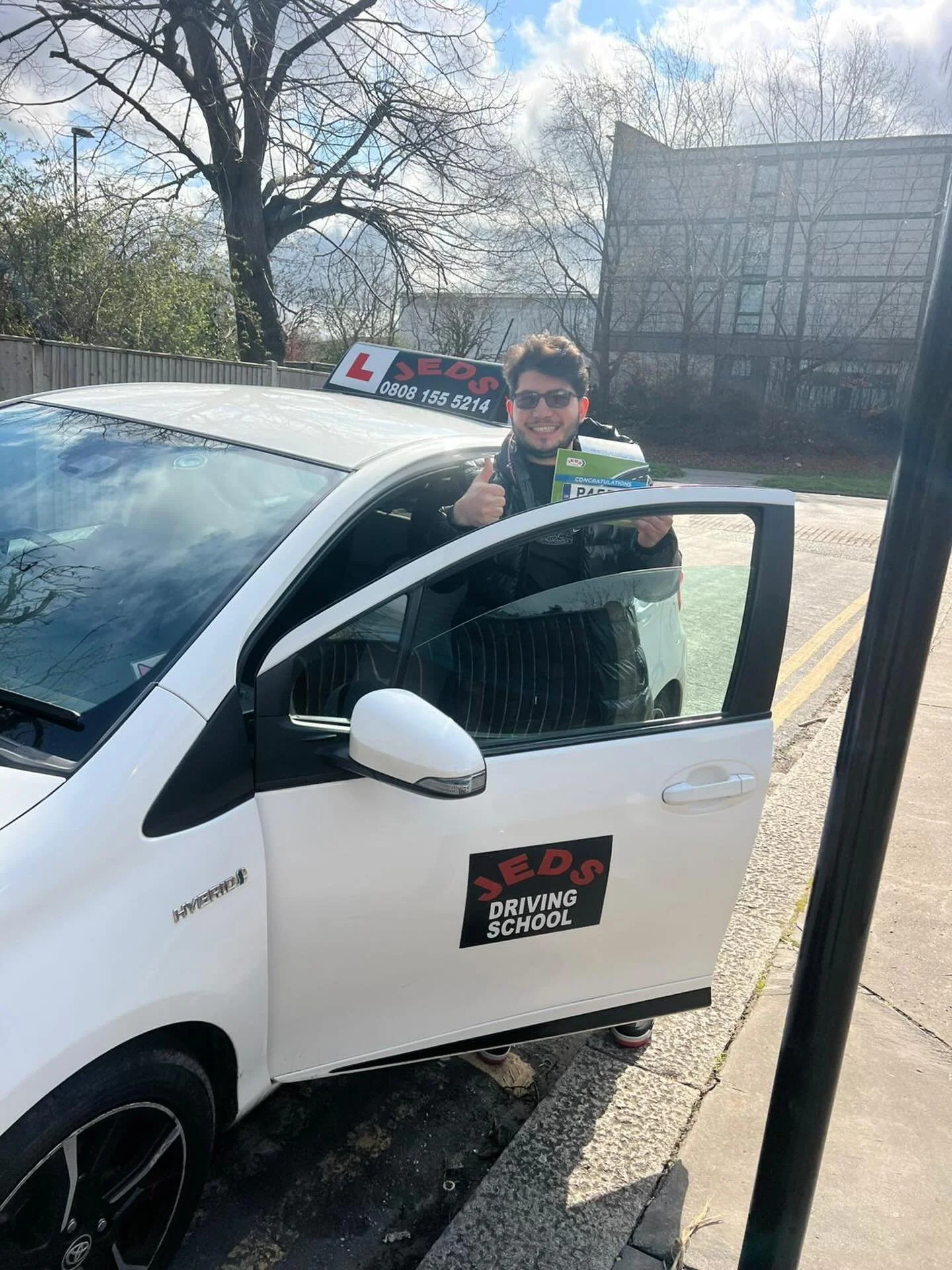 Hassan passed at Mitcham, with Sardar Safi!🥳

Well done and all the best for your future on the roads!🚗📚

#passed #driverslicense #drivinglessons #drivingschool #jeds