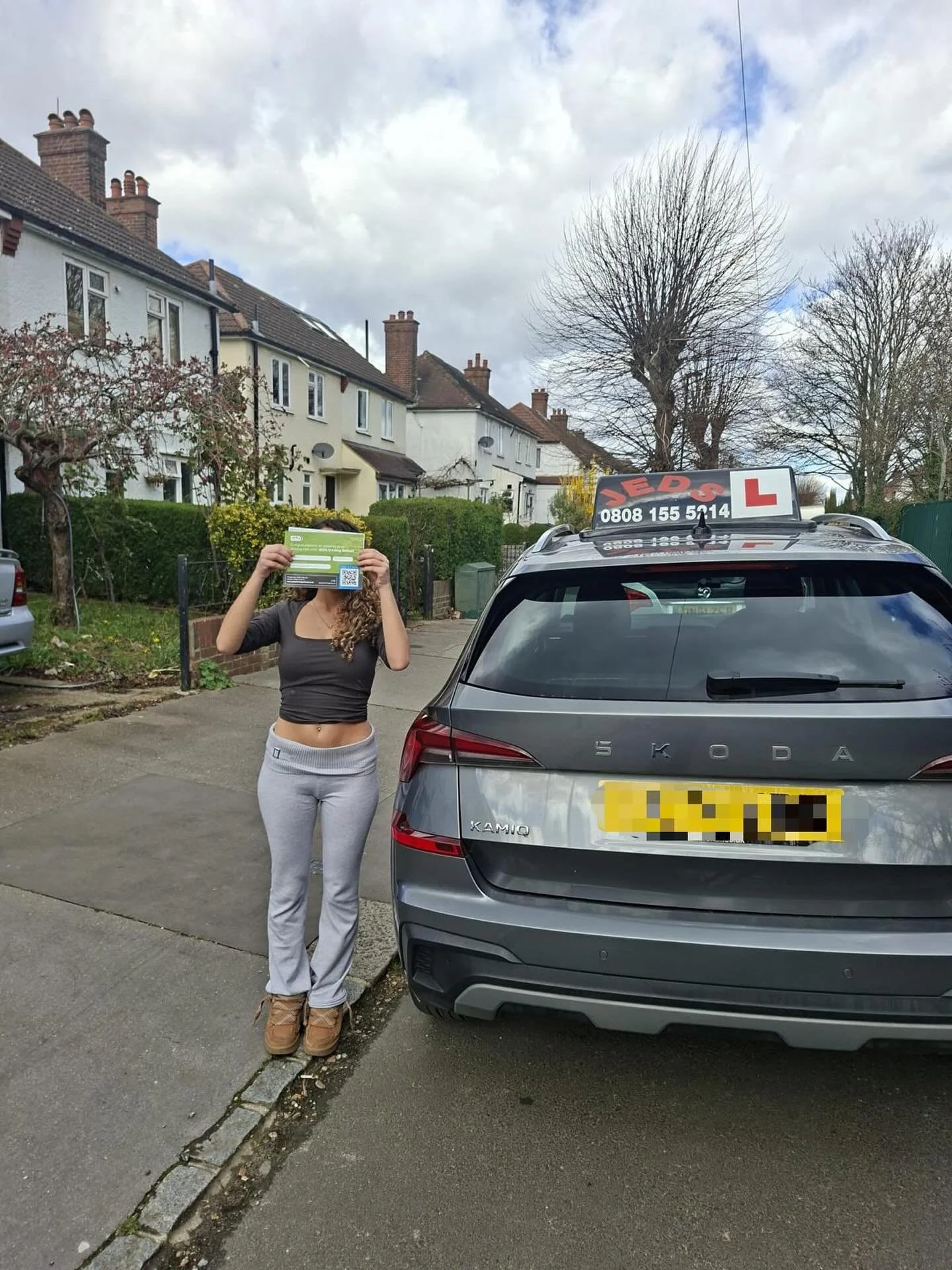 Sienna passed at Mitcham with Maria!🥳

Well done and all the best for your future on the roads!🚗📚

#passed #driverslicense #drivinglessons #jeds #mitcham