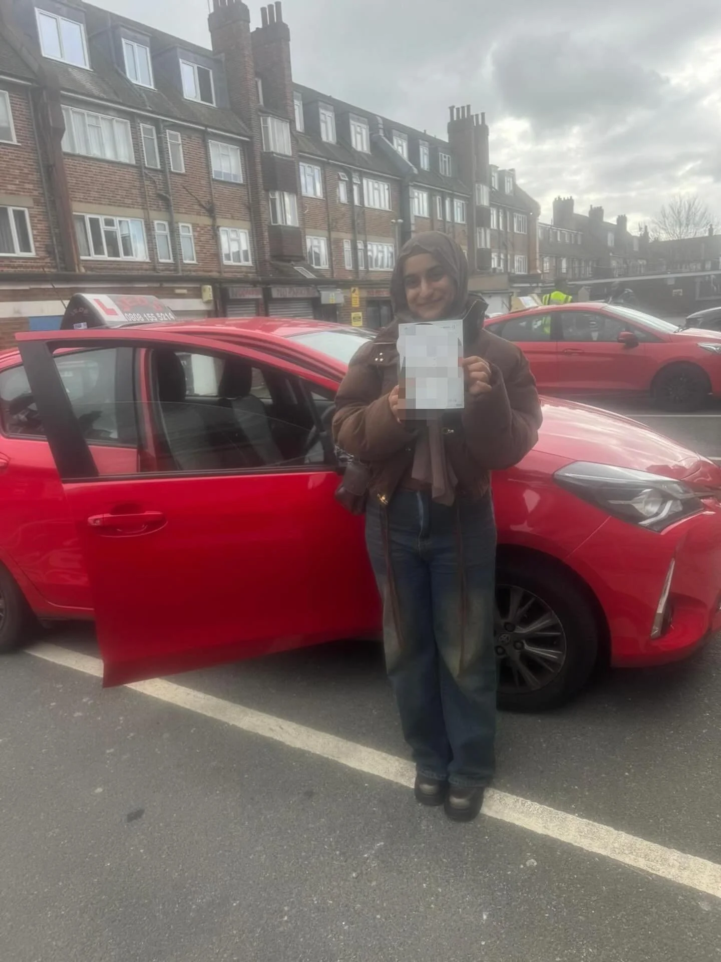 Safa passed First time at Morden, with Frozan! 🥇

Well done and all the best for your future on the roads!📚🚗

#firsttimepass #driverslicense #drivingtest #drivinglessons #jeds