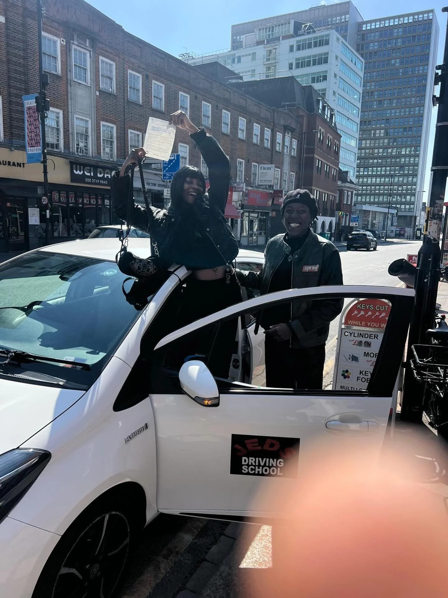 Kristabel passed at Mitcham, with Sardar Safi!🥳

Well done and all the best for your future on the roads!📚🚗

#passed #driverslicense #drivinglessons #jeds #mitcham