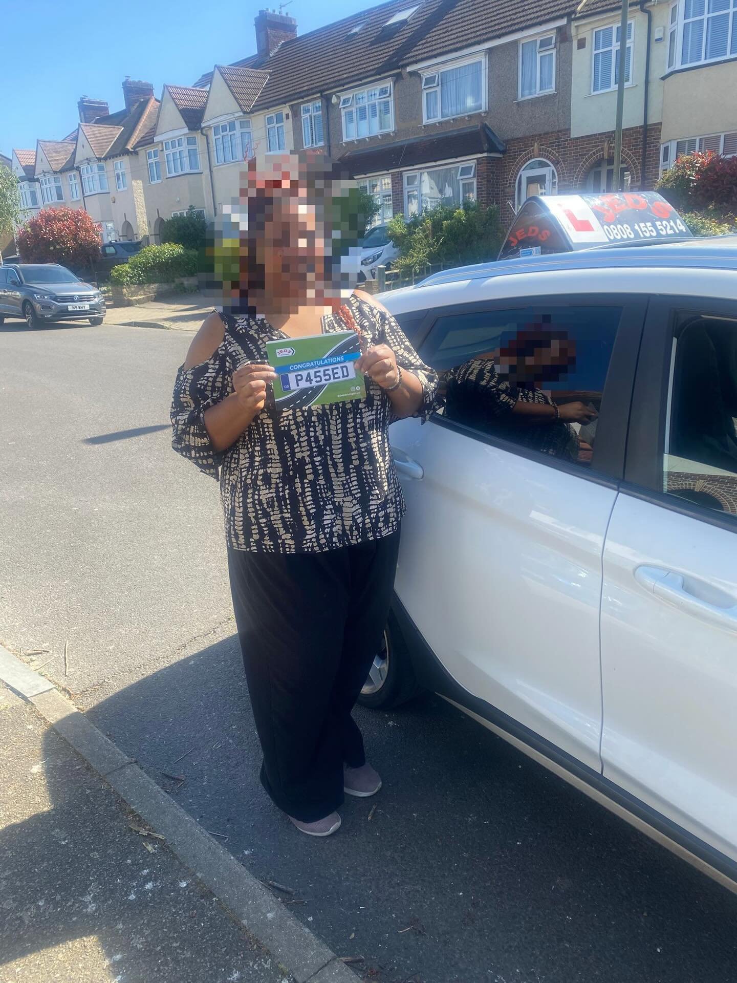 Cynthia passed First time at West Wickham, with Anna!🥇

Well done and all the best for your future on the roads!🚗📚

#firsttimepass #driverslicense #drivinginstructor #jeds #westwickham