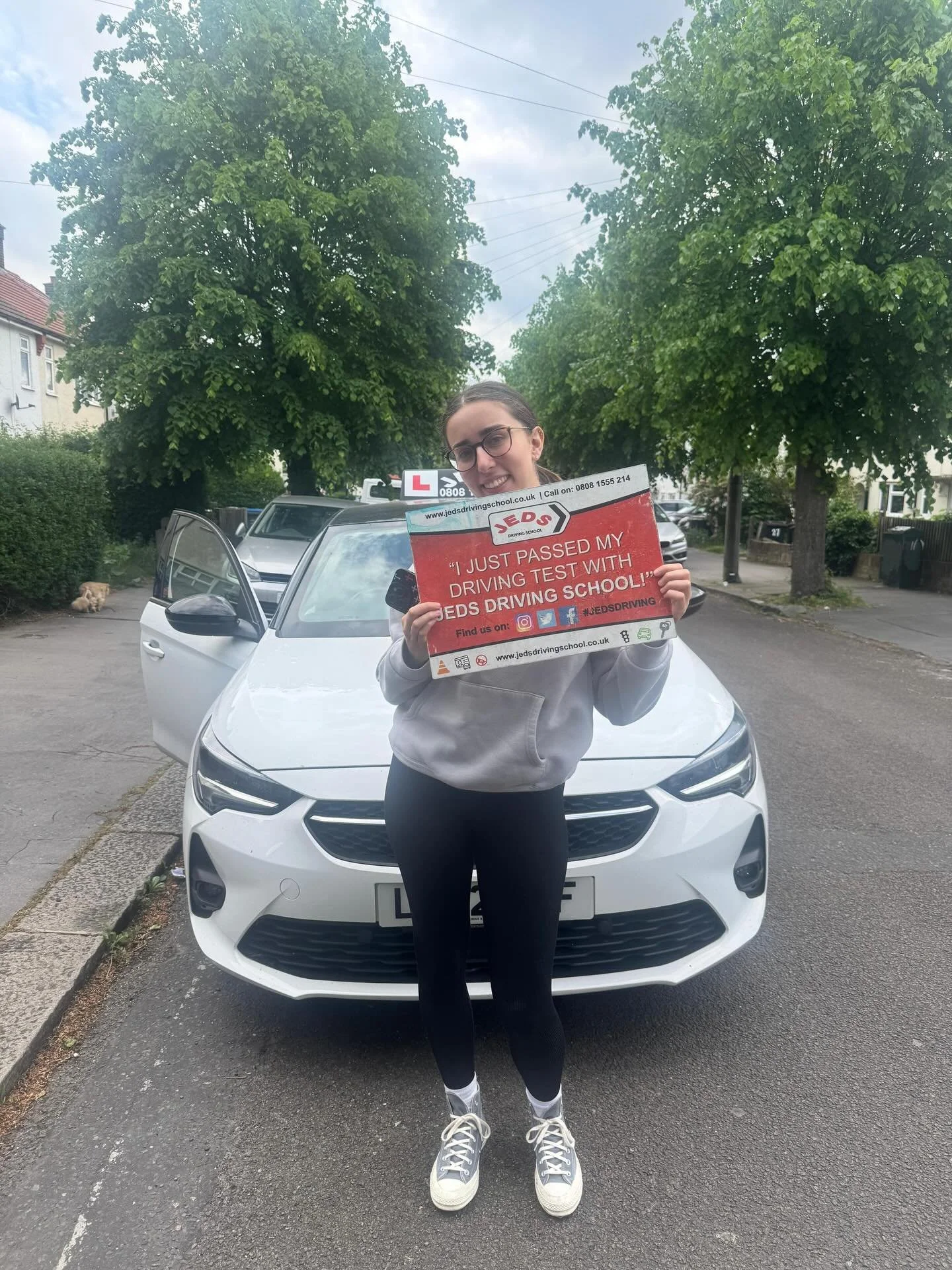 Daniela passed 1st time at Mitcham, with Maria K!🥇

Well done and all the best for your future on the roads!🚗📚

#firsttimepass #driverslicense #drivinglessons #drivingschool #jeds