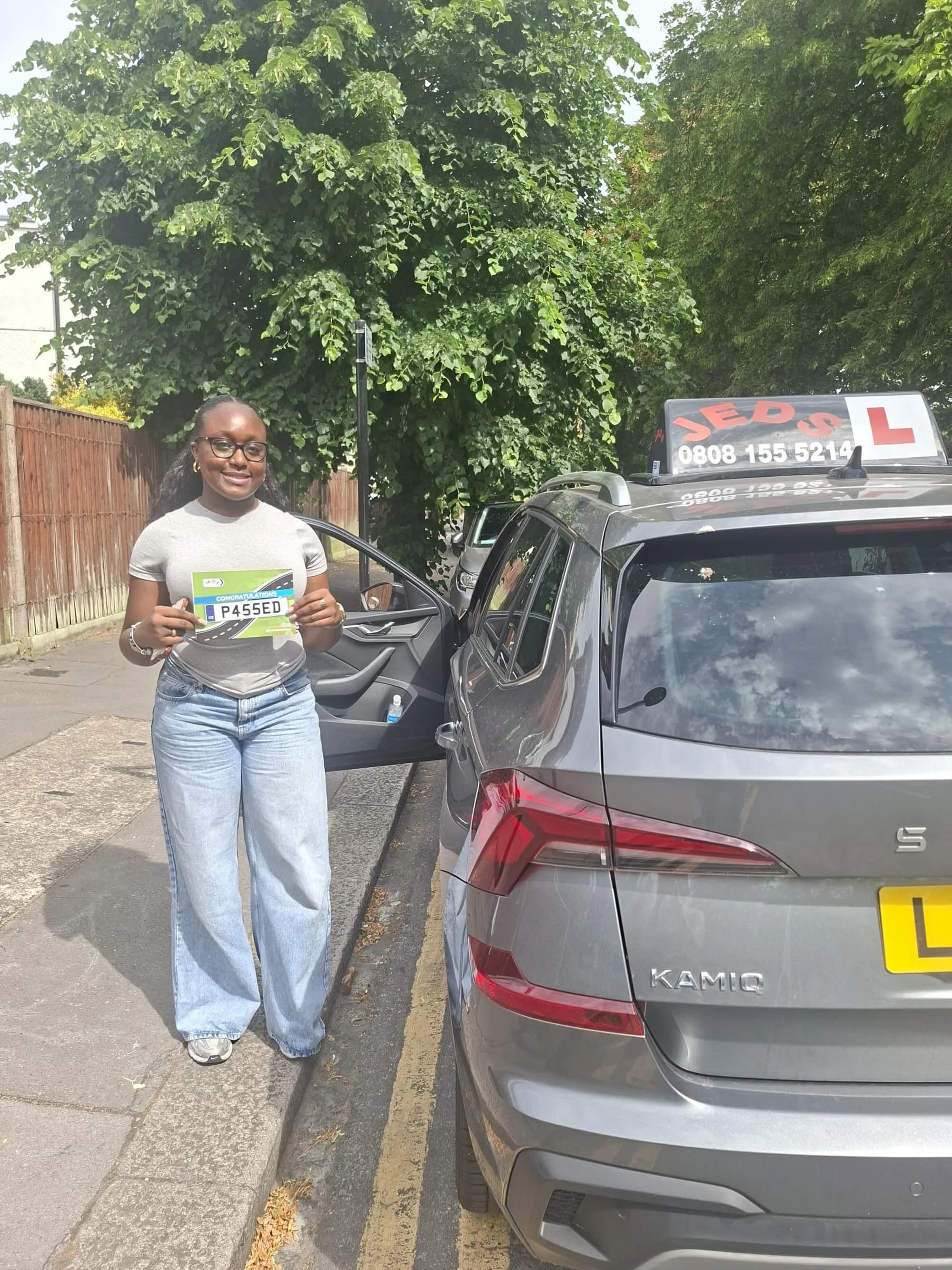 Scarlett passed at Mitcham test centre, with Maria!🥳

Well done and all the best for your future on the roads!🚗📚

#passed #driverslicense #drivingschool #jeds #mitcham