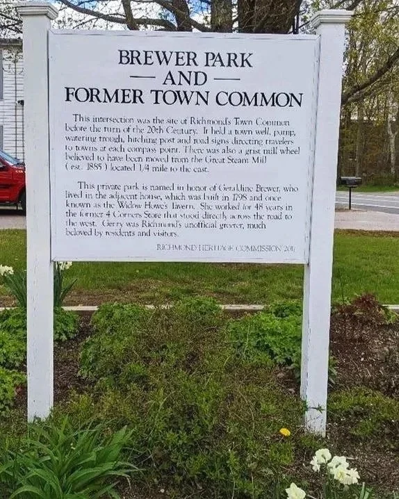 Sign erected at the intersection of Rte 32 & Rte 119 by the Heritage Commission. Sign reads: "This intersection was the site of Richmond’s Town Common before the turn of the 20th Century. It held a town well, pump, watering trough, hitching post and 