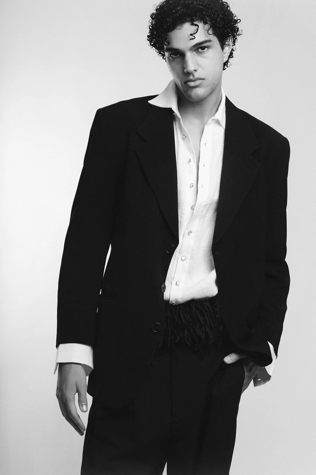 Lucas-de-Almeida_0002_.jpg