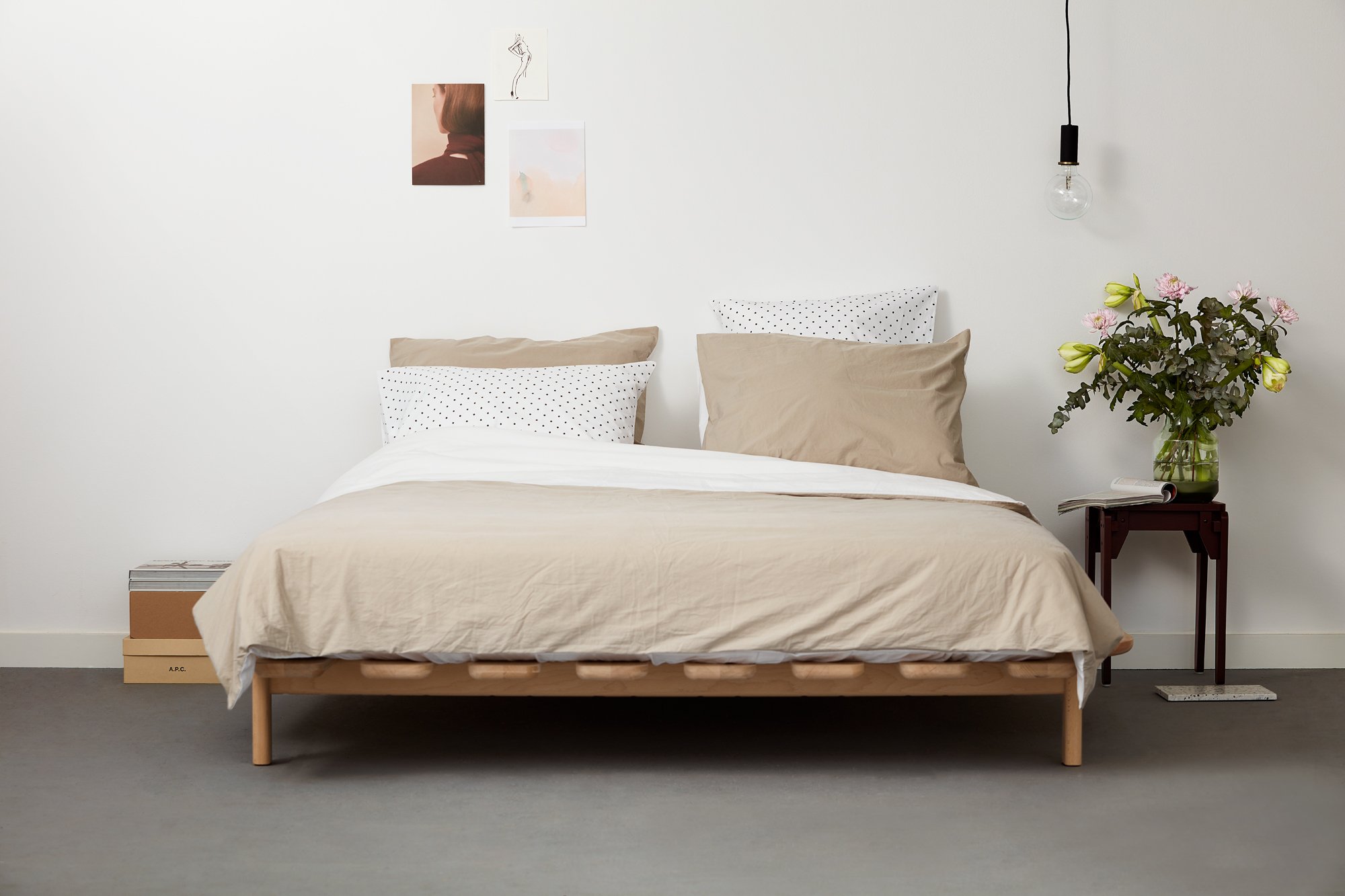 Loof_ModestBed_8260.jpg