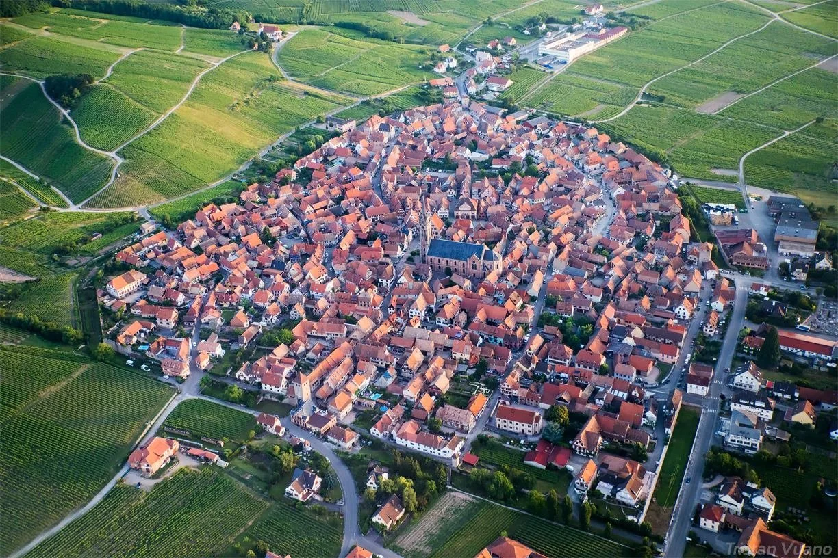 dambach+vue+du+ciel.jpg