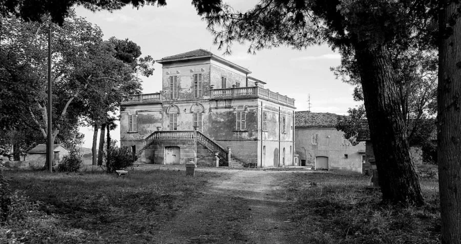 Villa Barcaeroli Hero.jpg