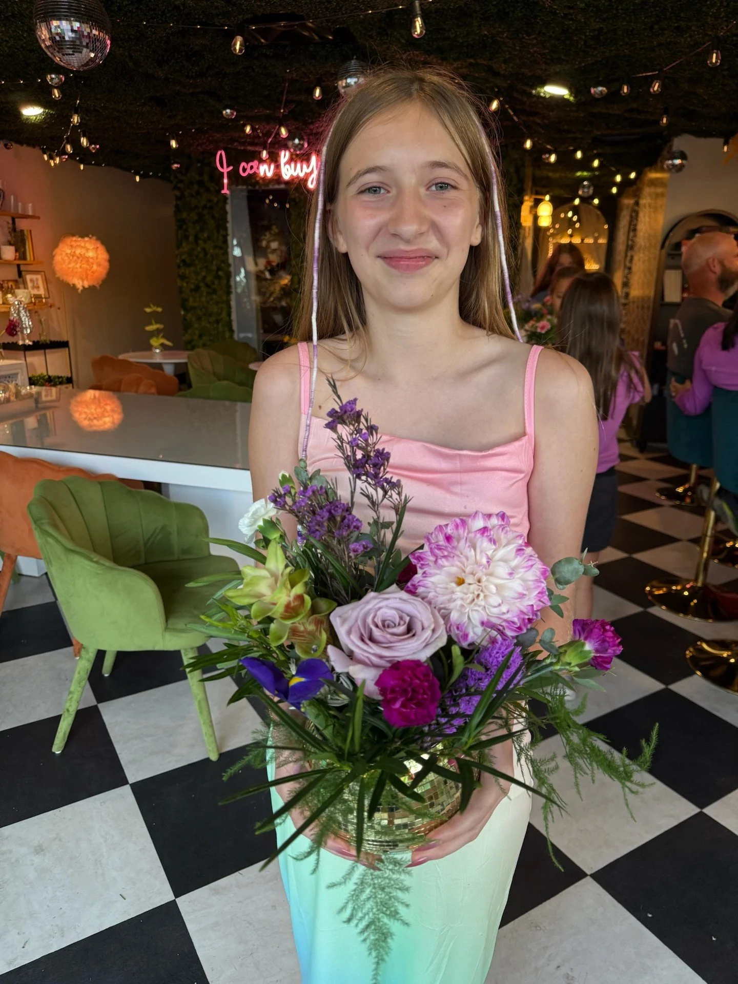 Poppy&rsquo;s is fun for all ages and that&rsquo;s one of our favorite things about this place 🌸✨ Bring your kids, your parents, your best friends, your date, or come solo and make a new friend. You can build your own bouquet, grab a cocktail or a m