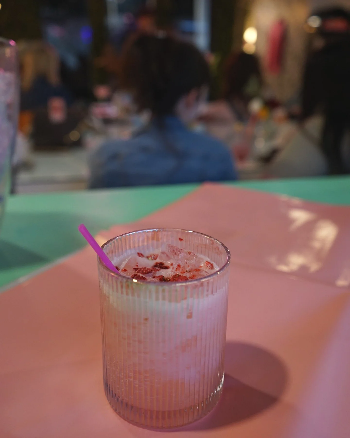 Who's thirsty?

#poppysflowerbar #poppysoflex