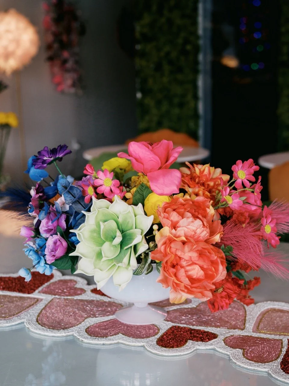 HAPPY PRIDE MONTH!!!! Best month of the year in our minds 🌈 

#poppysflowerbar #poppysoflex #lexingtonky #flowerbar #florist #lexingtonflorist #sharethelex