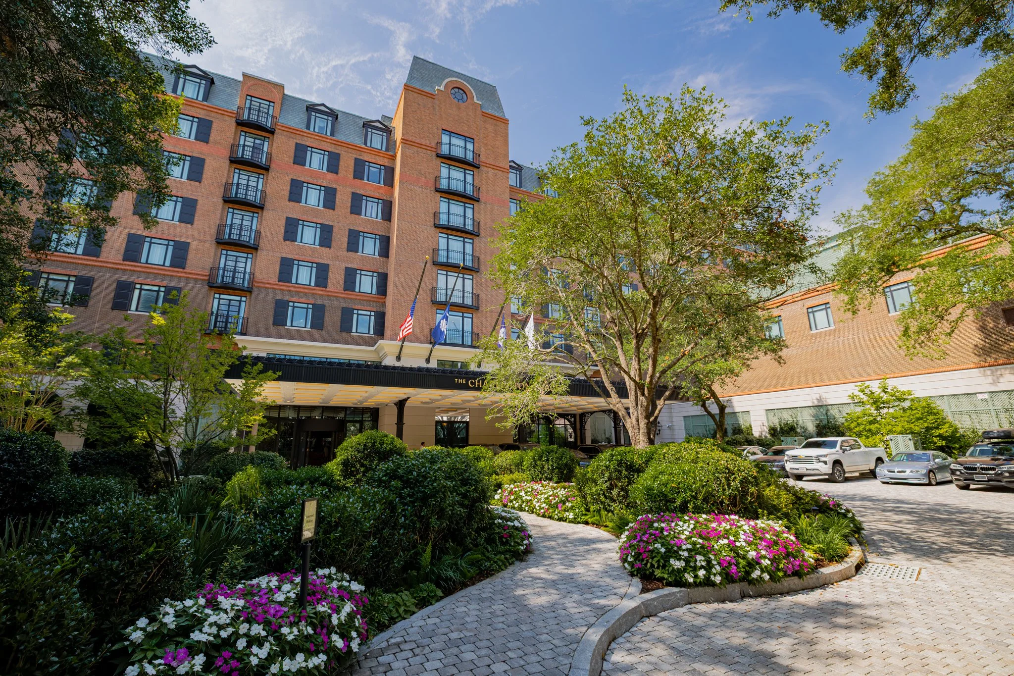 1531CharlestonPlaceHotel.jpg