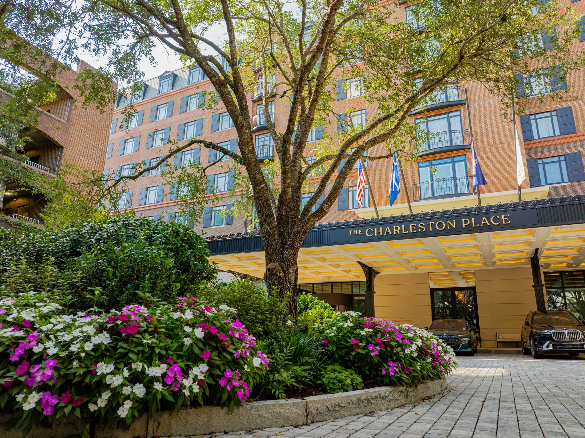 0776CharlestonPlaceHotel.jpg
