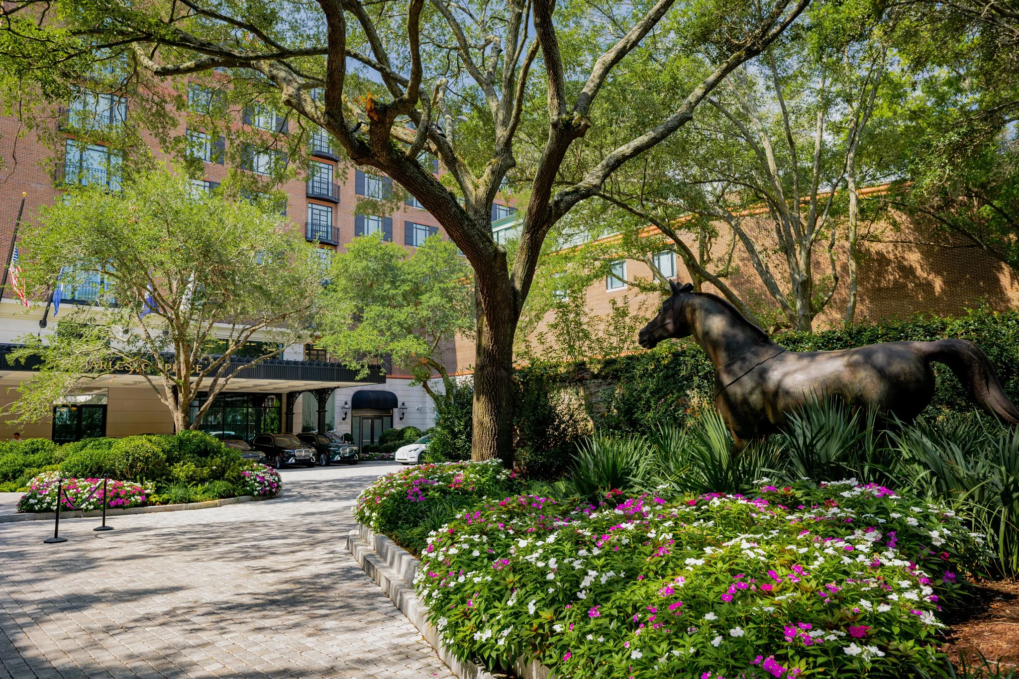 1542CharlestonPlaceHotel.jpg