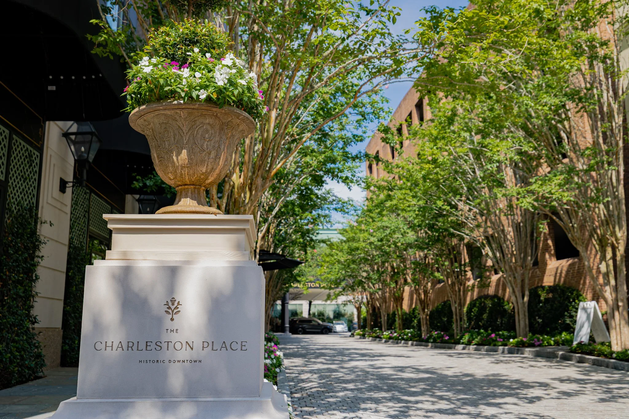1564CharlestonPlaceHotel.jpg