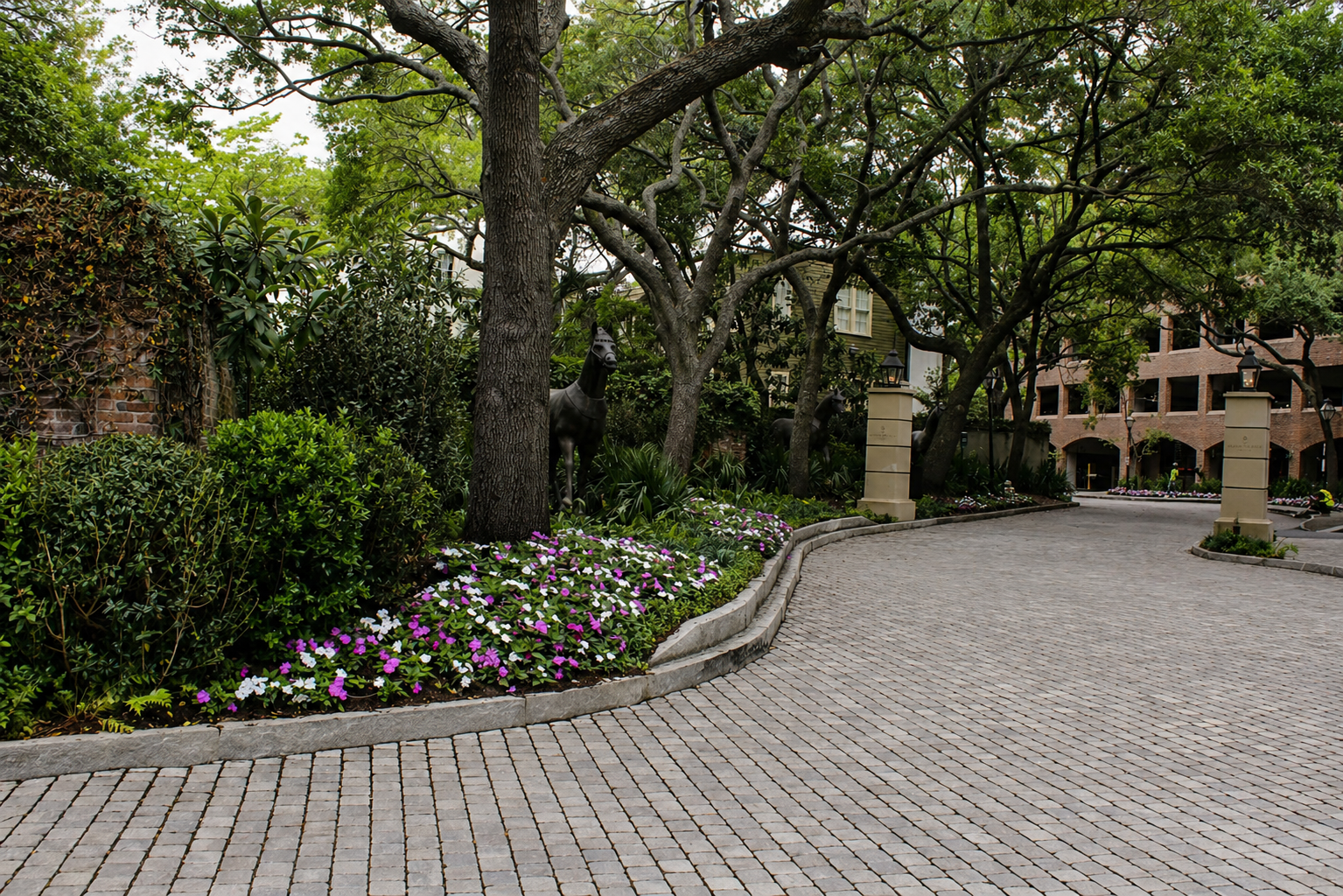 5290CharlestonPlaceHotel.png