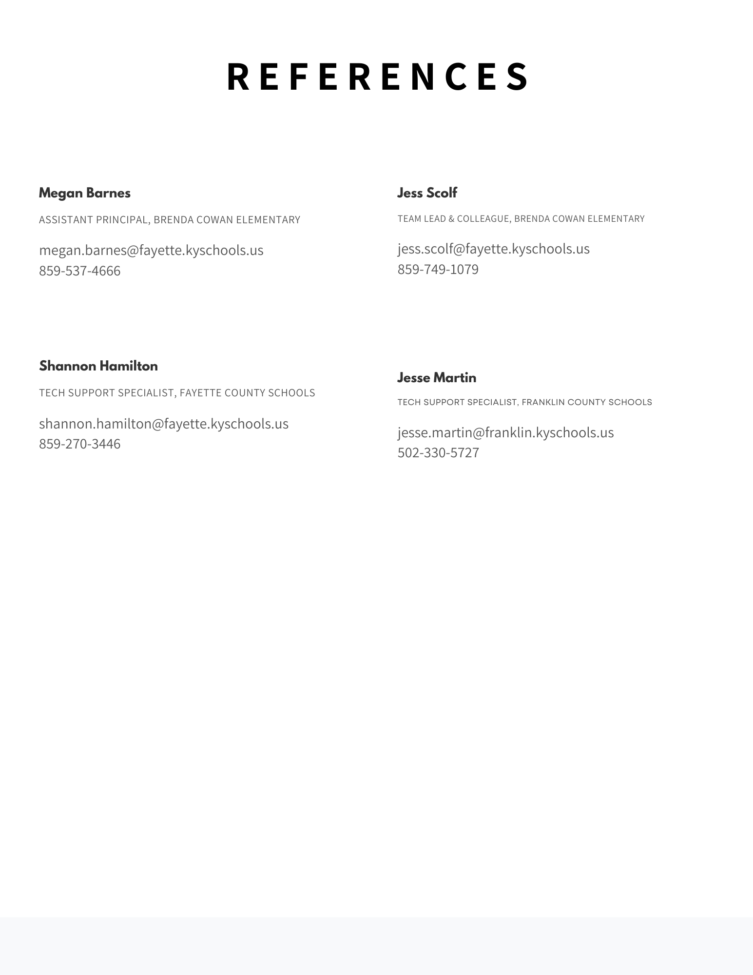 Purple Professional Minimal Modern Resume CV.png