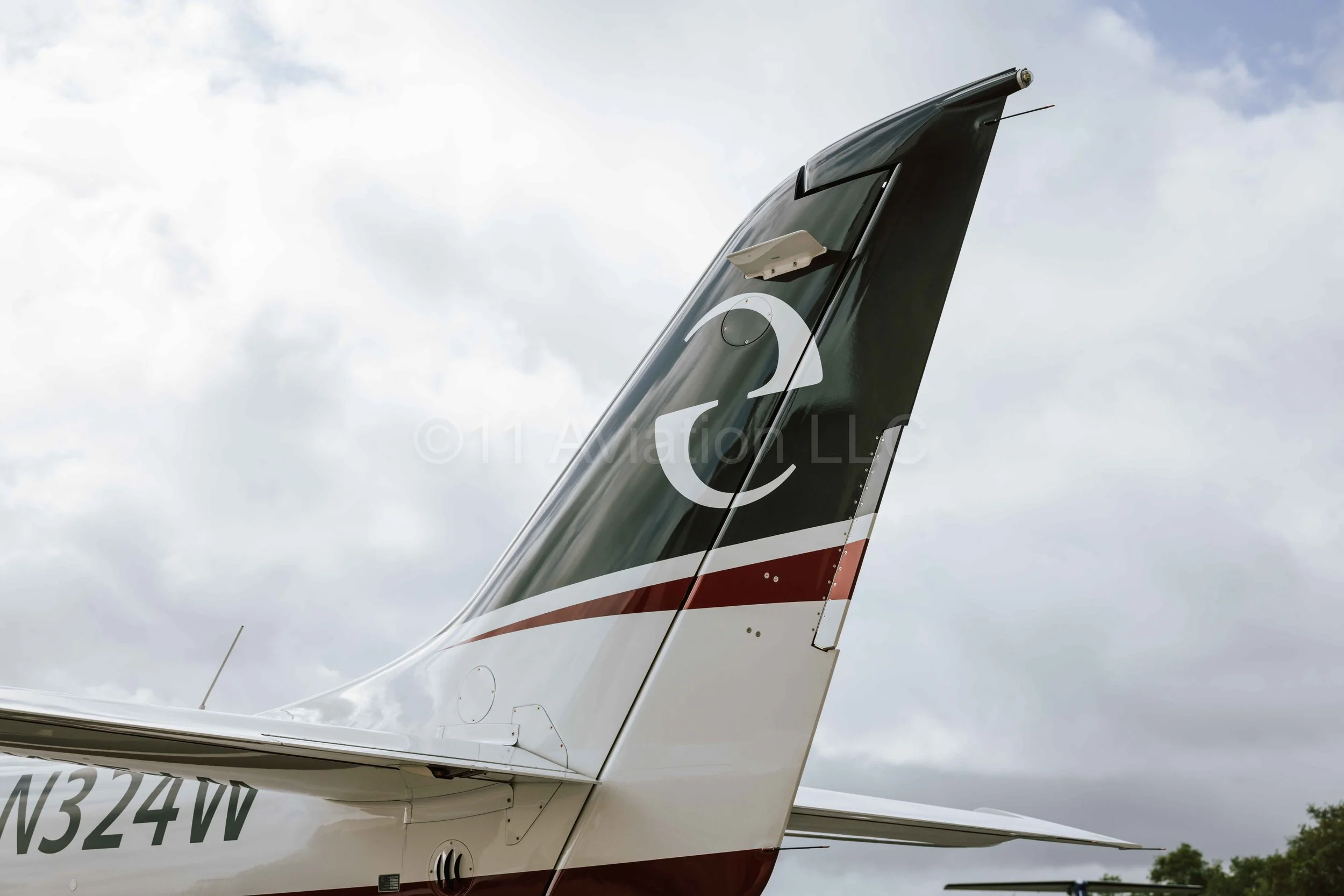 Epic E1000 GX tail view