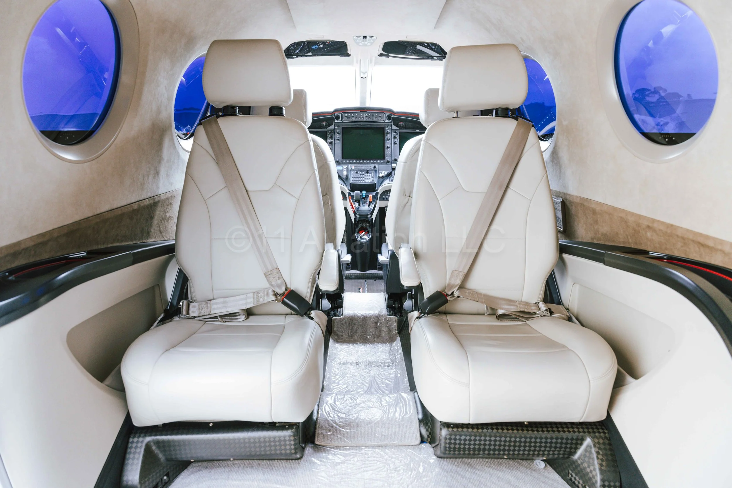 Epic E1000 GX interior