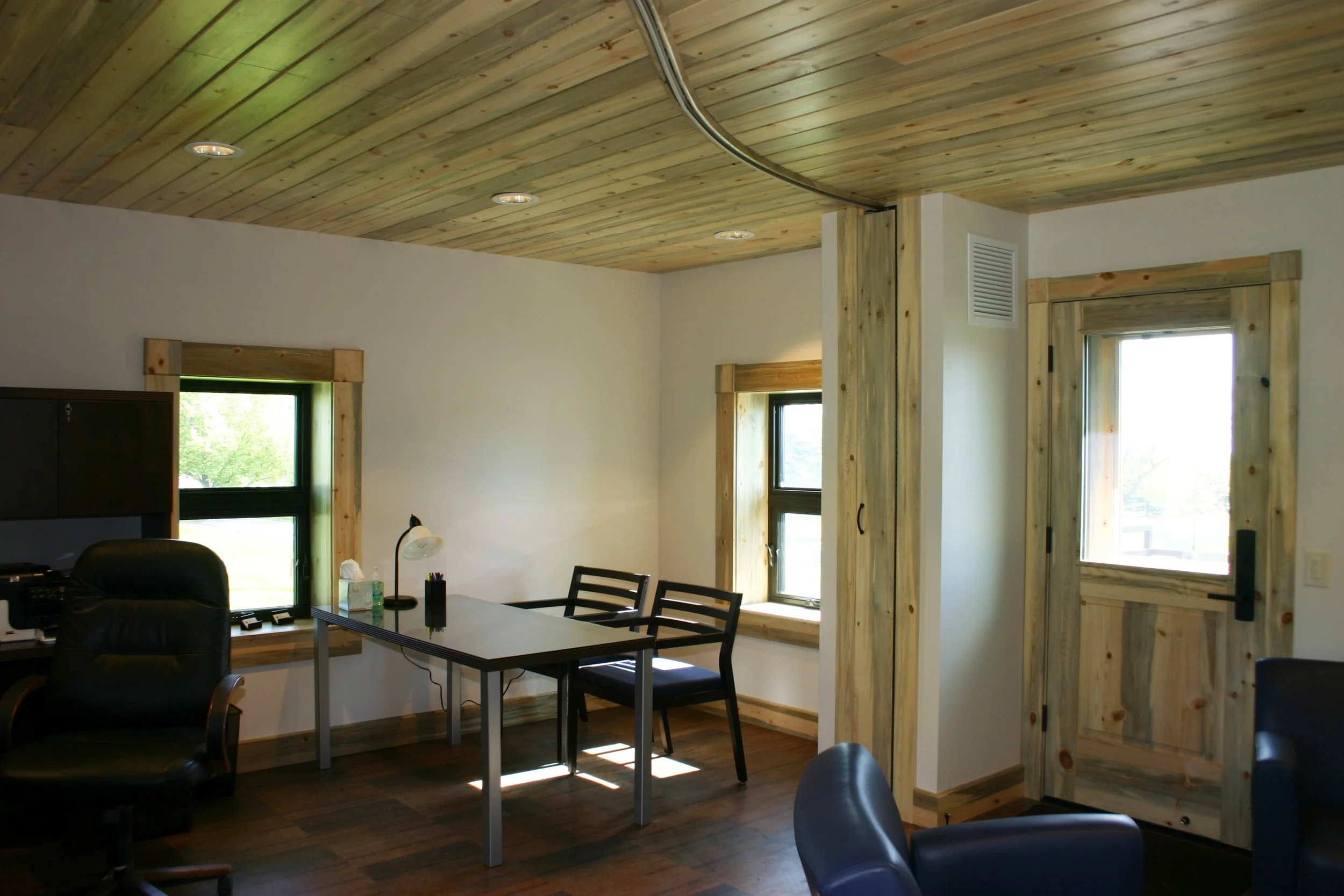 05 Interior 1.jpg