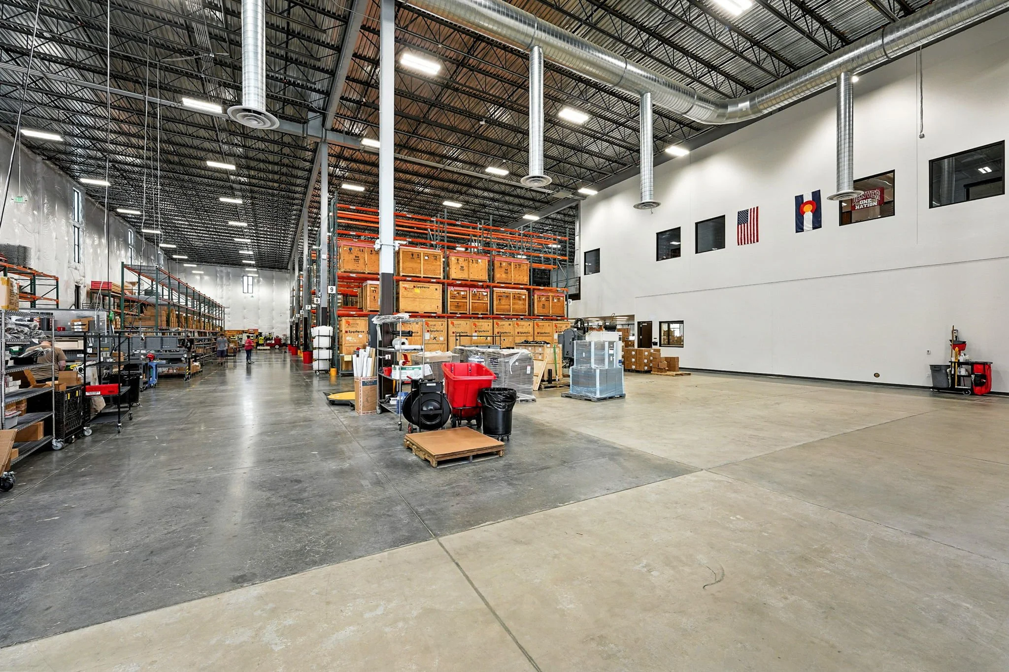 The high bay storage allow for vastly increased capacity to ensure that Spyderco can ensure that there are always additional knives in stock and ready to ship.