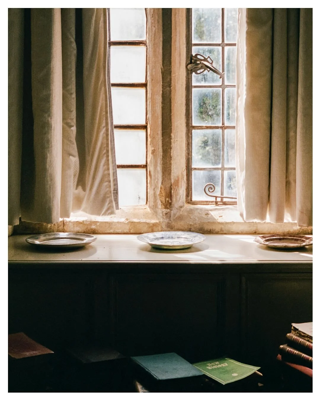 Meet my current obsession: English windows on film.