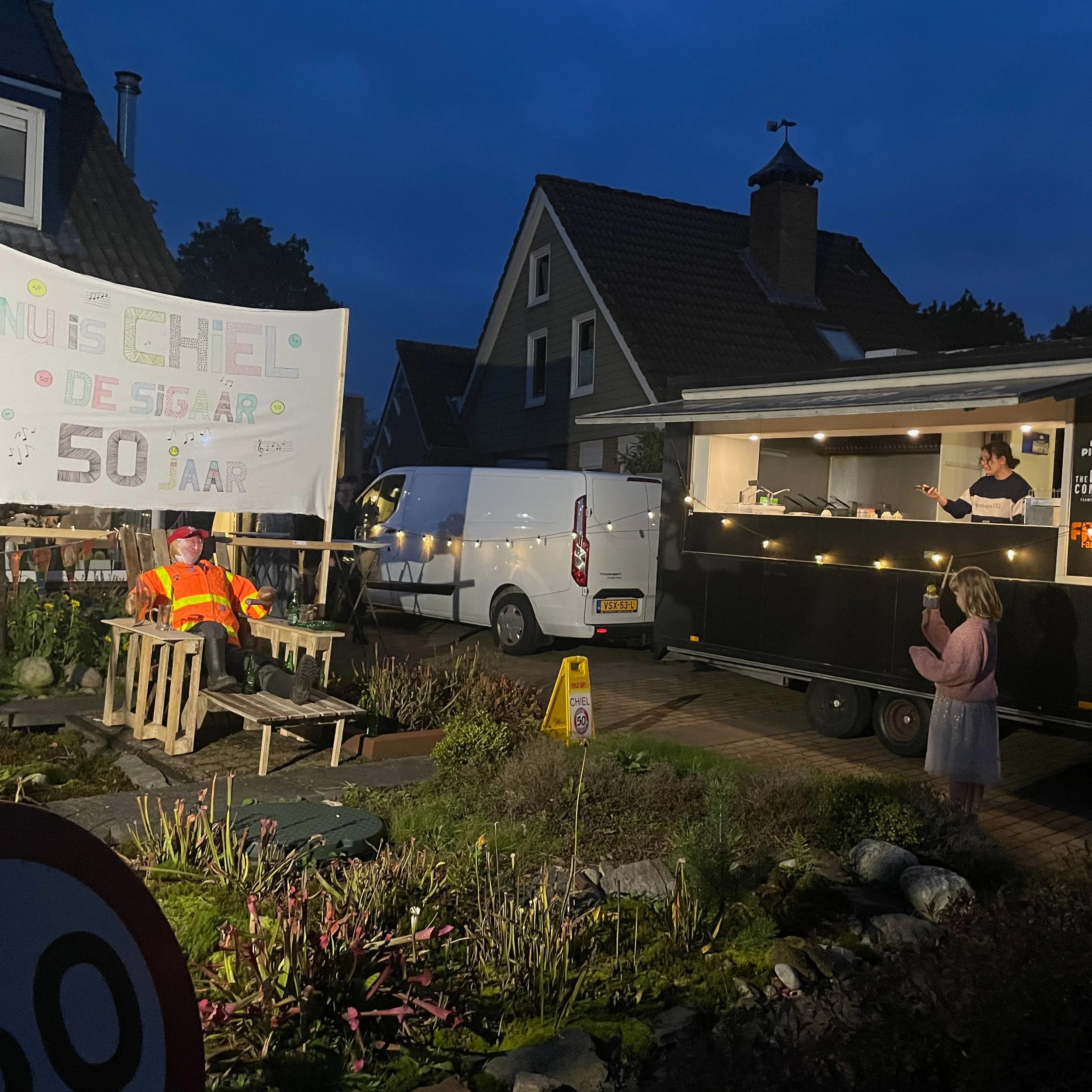 Terugblik mei 2025: Van de sportvelden in Groningen tot tuinfeesten in Hoogeveen