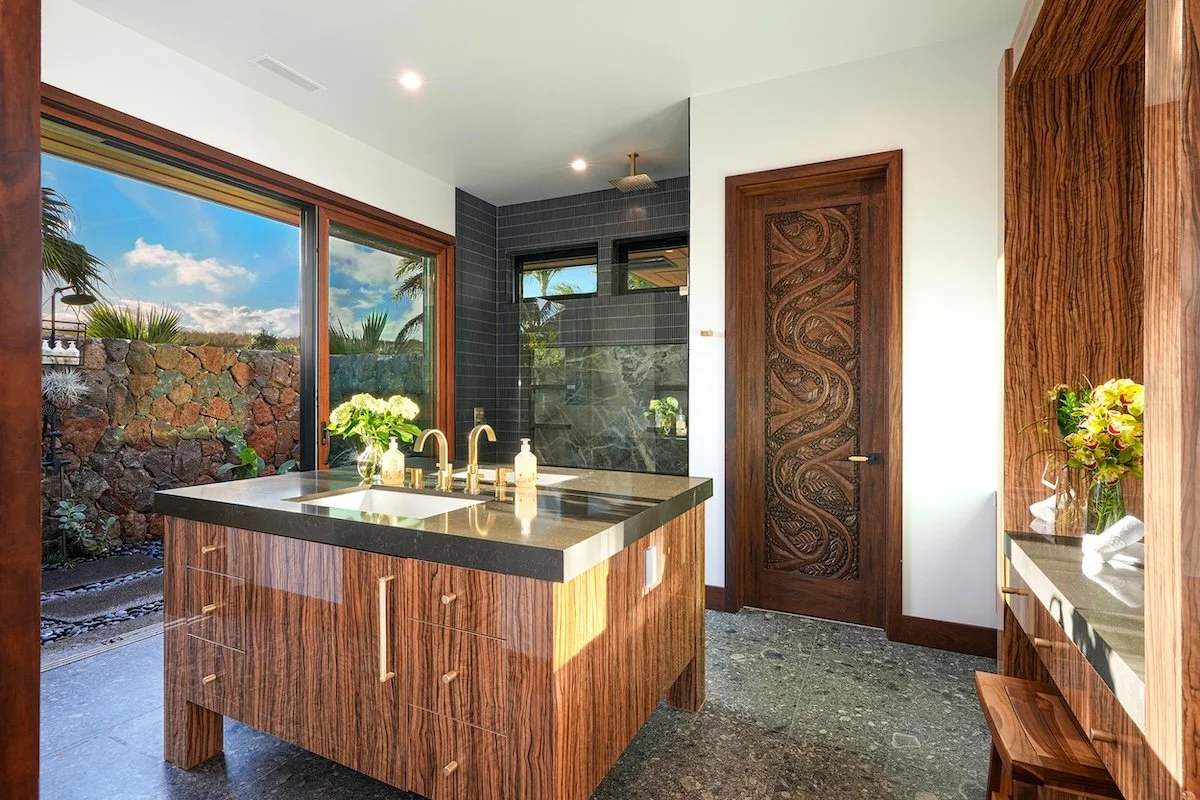 Ivory Cove Interiors - Grounded in Place - Primary Bathroom