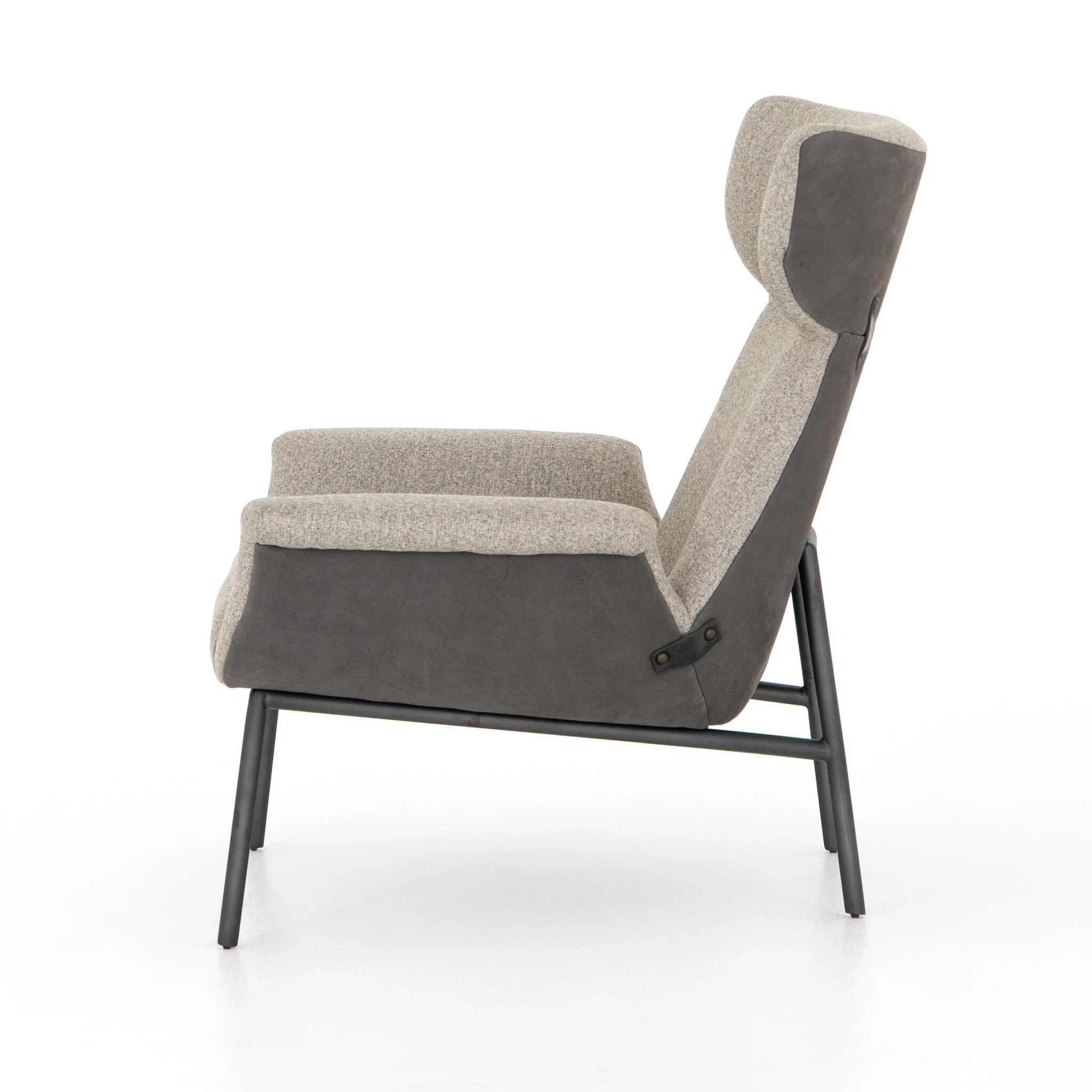IC Nubuck Wing Chair 3