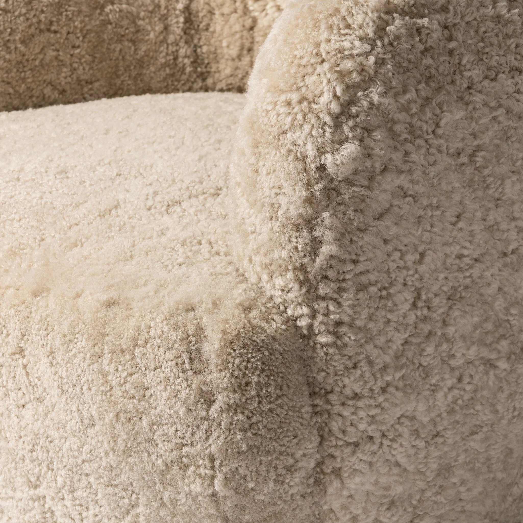 IC Teddy-Bear Shearling Swivel Chair 5