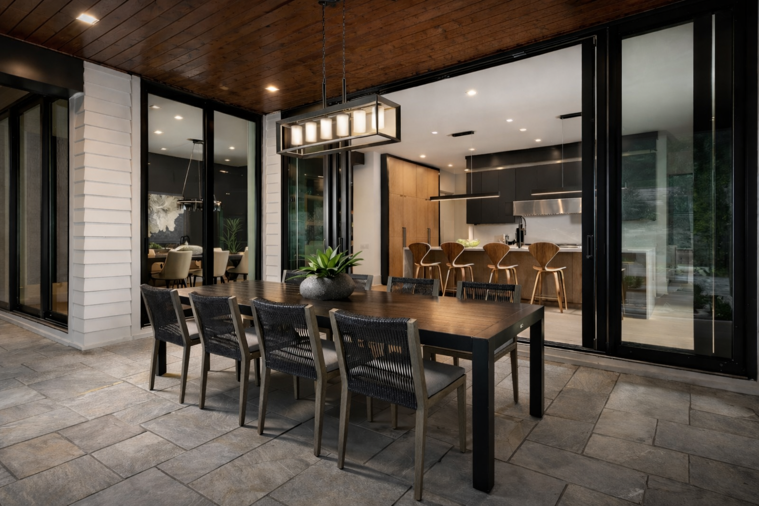 IC_NC_Residential_Outdoor_Dining_Room.png