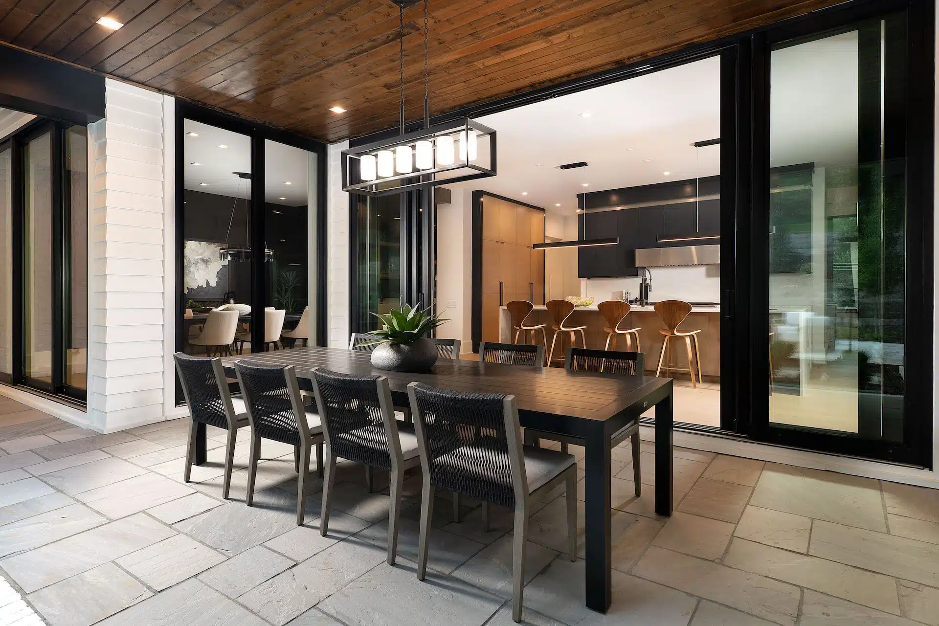 Ivory Cove Interiors NC Sweet Carolina Retreat Outdoor Dining Room