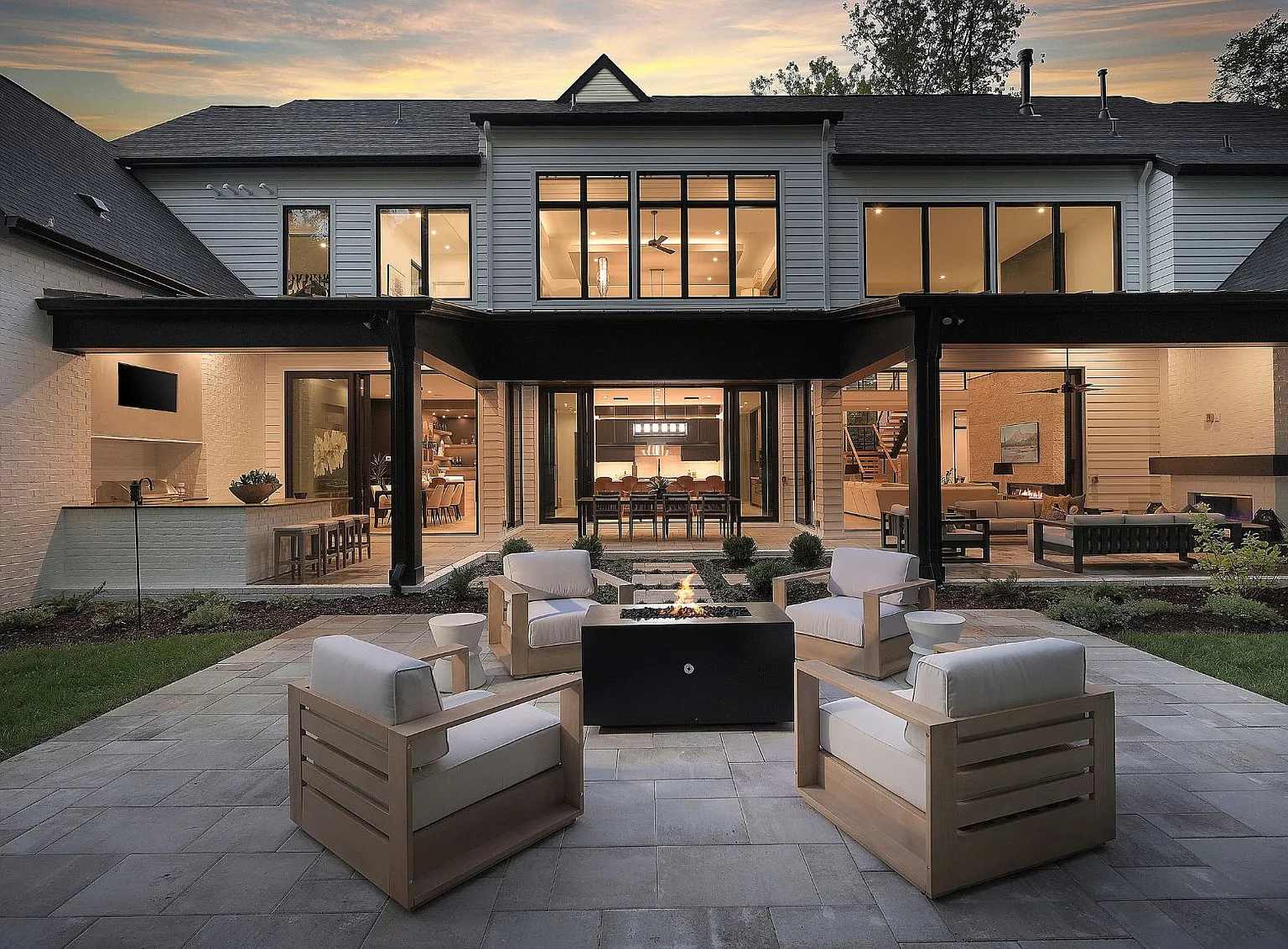 Ivory Cove Interiors NC Sweet Carolina Retreat Grande Outdoor Living