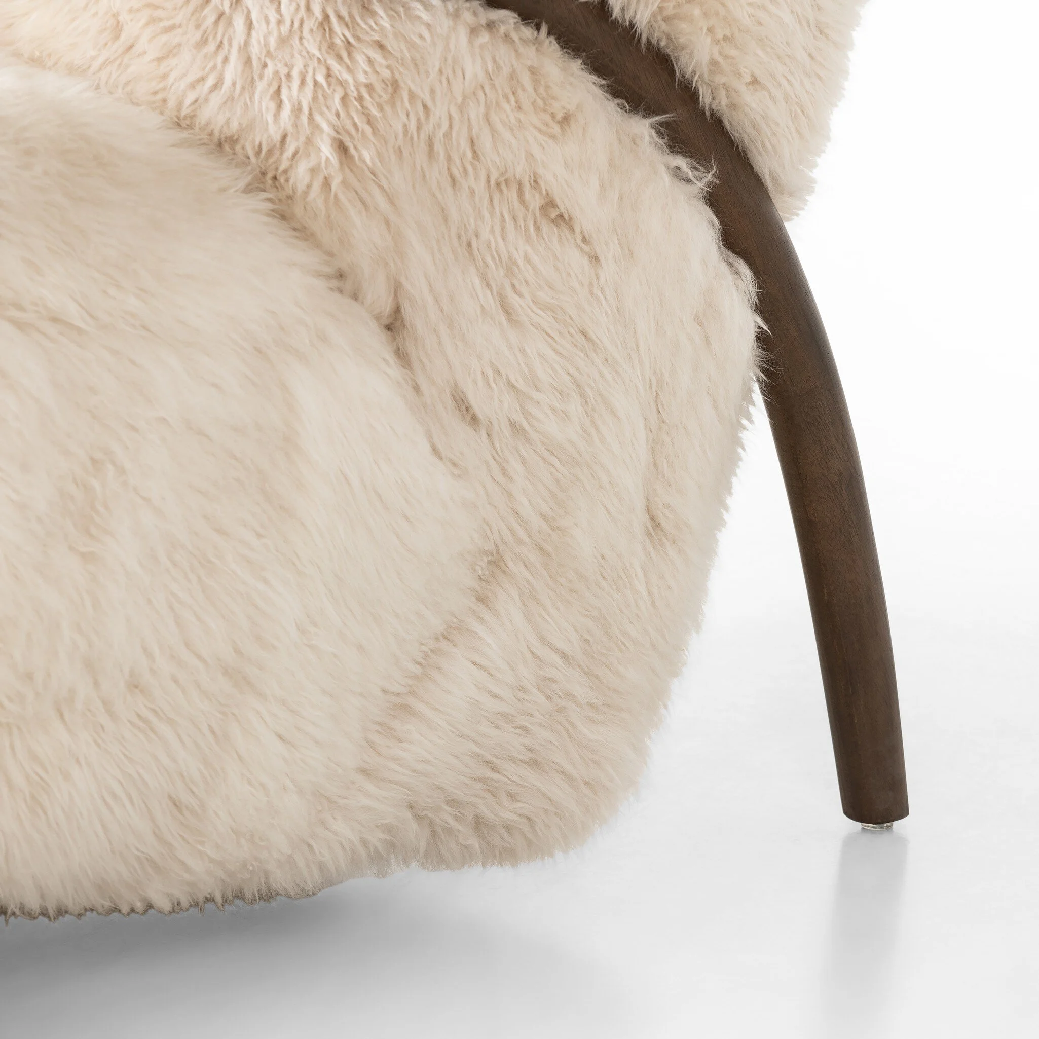 IC Champagne Mongolian Fur Sandro Chair 3