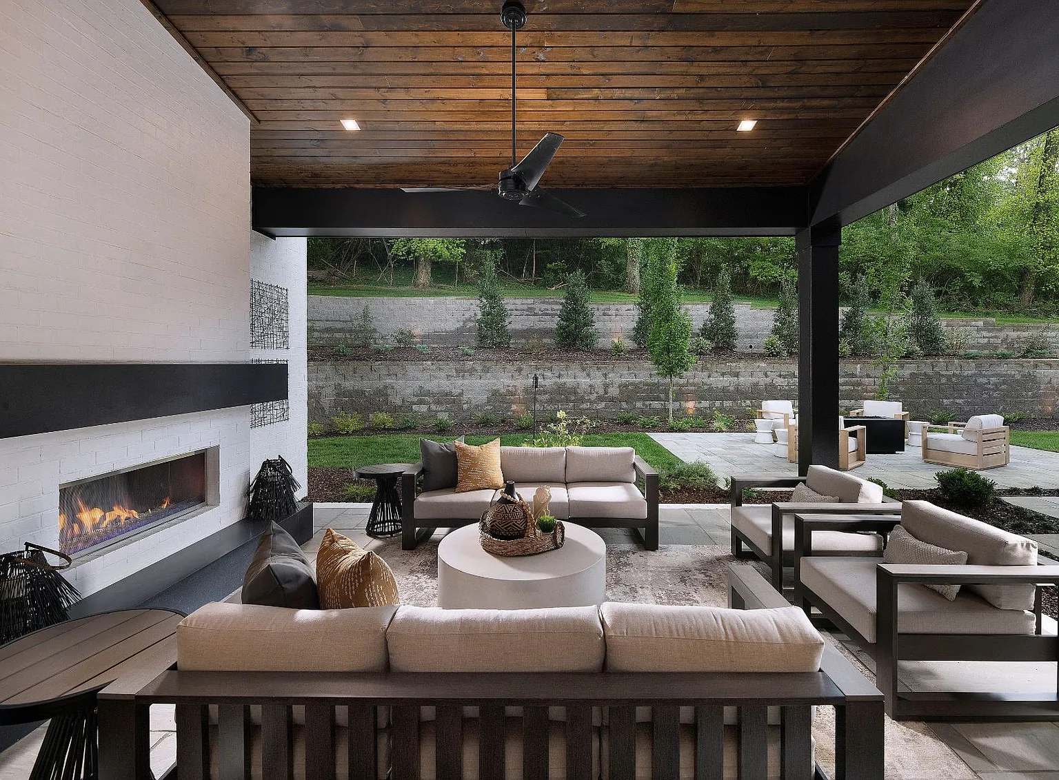 Ivory Cove Interiors NC Sweet Carolina Retreat Outdoor Living Room