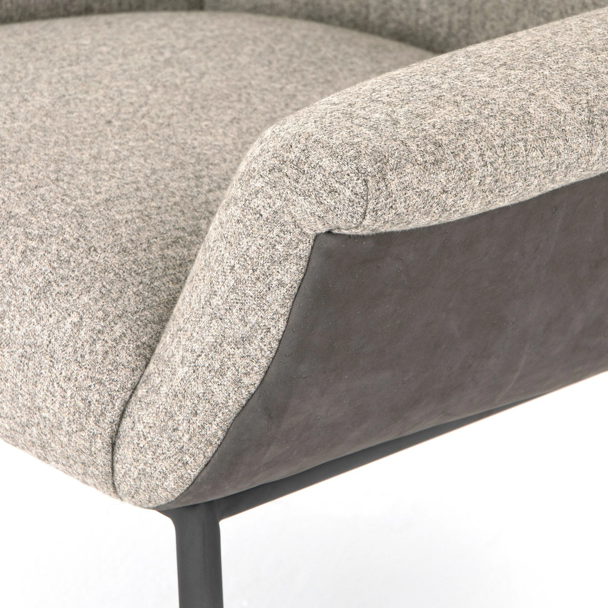 IC Nubuck Wing Chair 4