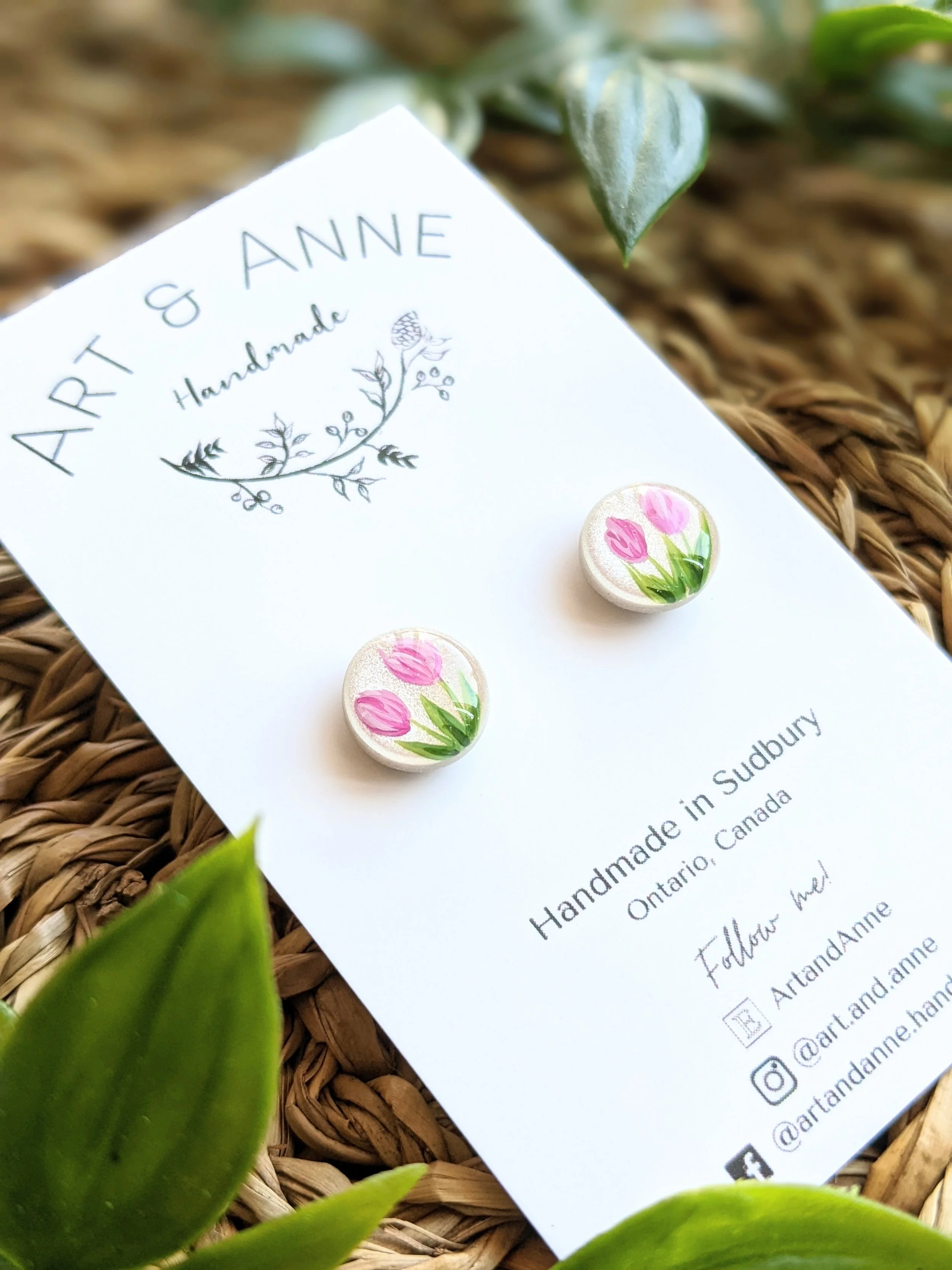 Custom hand-painted stud earrings featuring tulips (2022)